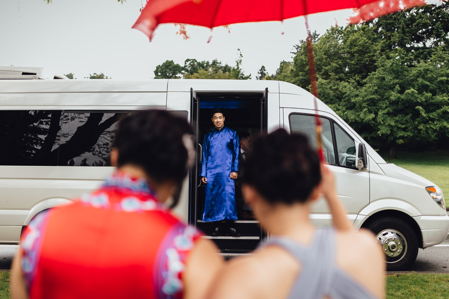 chinese ceremony tradition wedding photography in vancouver bc