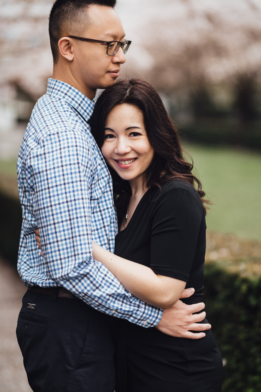 vancouver engagement photography cherry blossoms