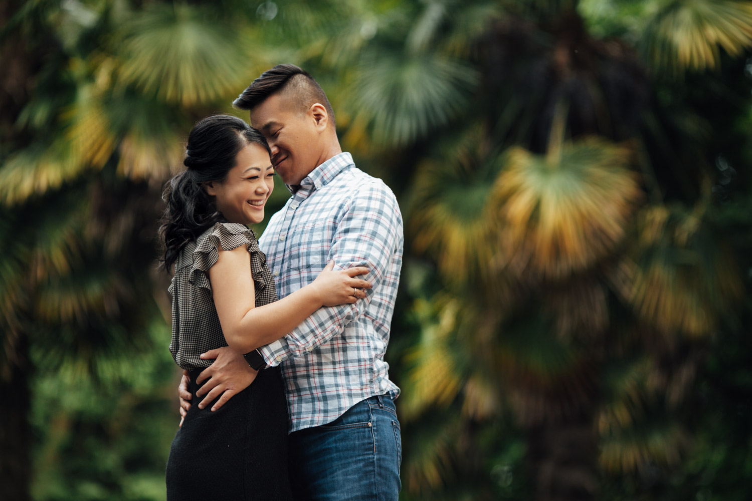 stanley park summer engagement rose garden vancouver bc photography