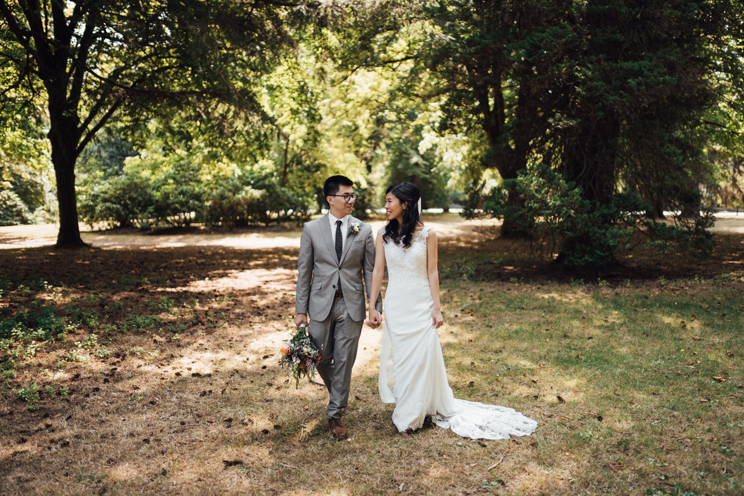 shaughnessy park bridal party portraits in vancouver wedding photography