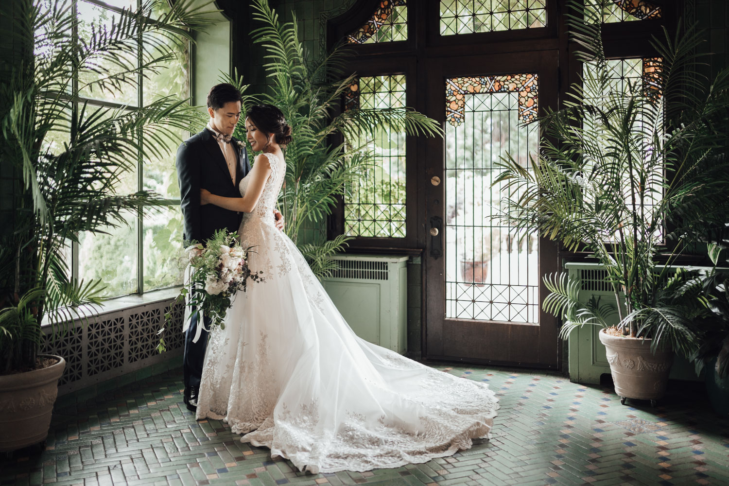 green solarium hycroft vancouver wedding photography summer bc