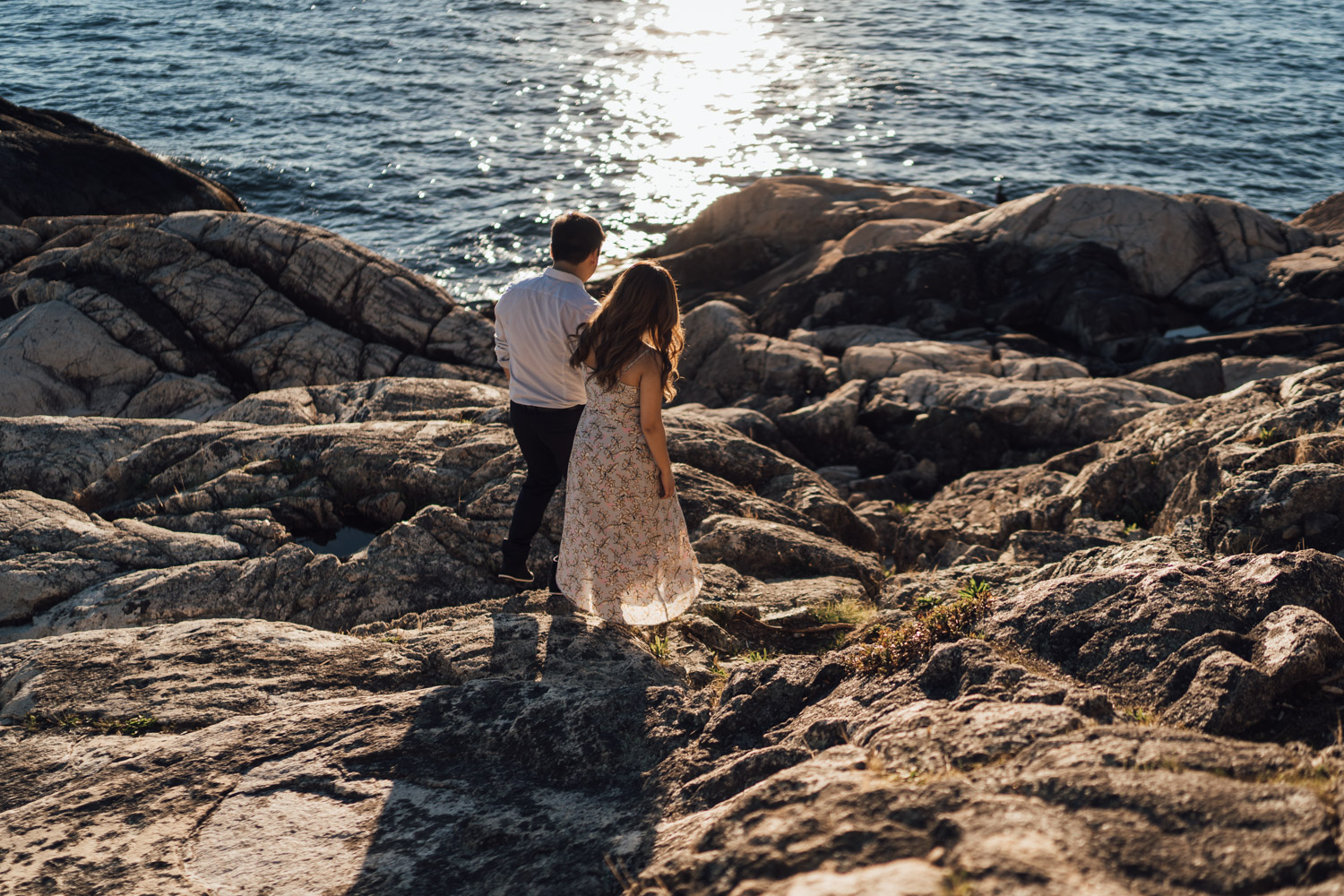 west vancouver lighthouse park engagement photography vsco summer sunset