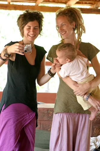 37 Becca and Rae.jpg