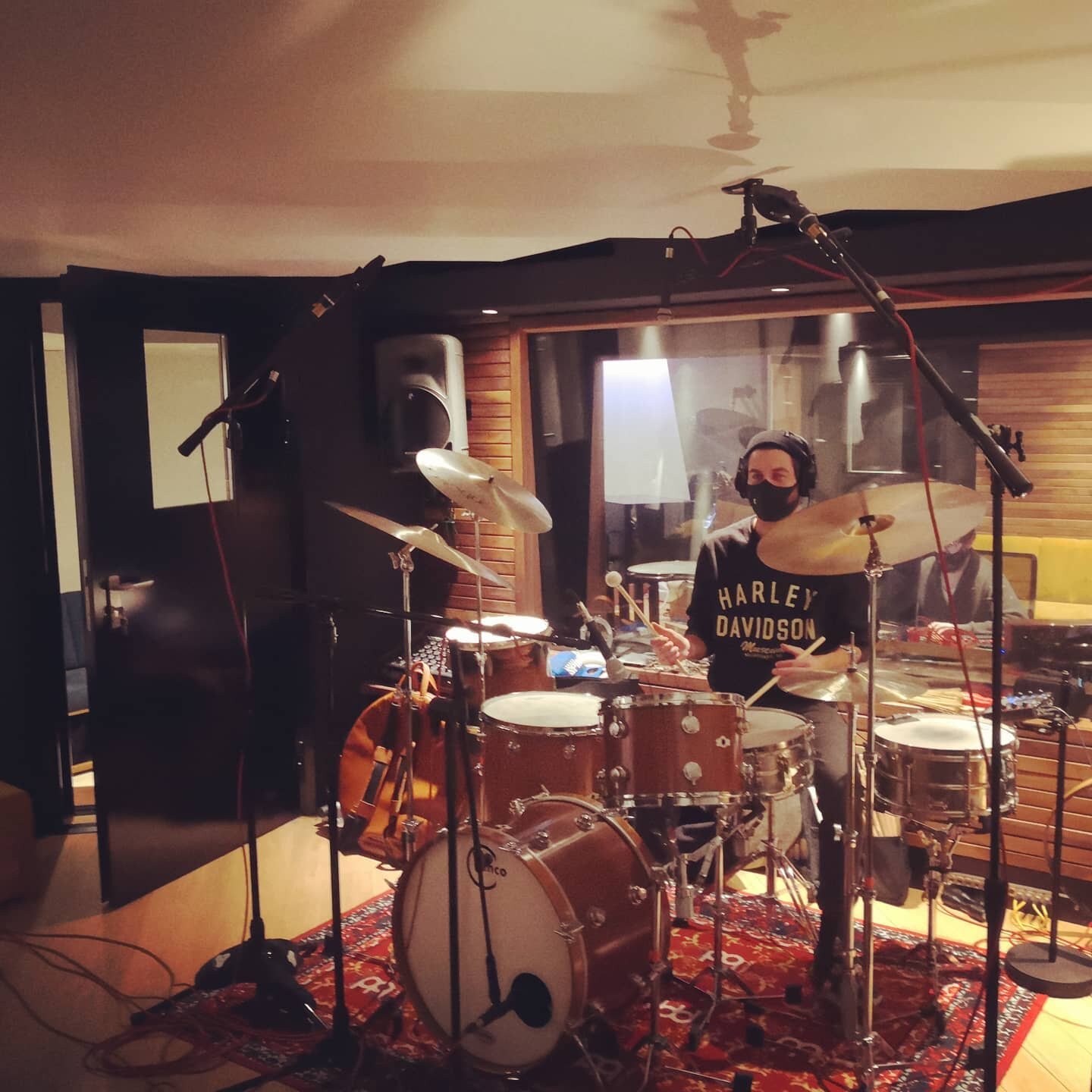 Socially distanced recording for #viewpoint in Hackney with @chris_maas and @paulfrithmusic 
Episode 3 tonight at 9pm on #itv
.
Hit them up if you need drums 🥁!!!!
.
.
.
.
.
#viewpoint #hackney #drums #drummer #drummersofinstagram #studio #recording