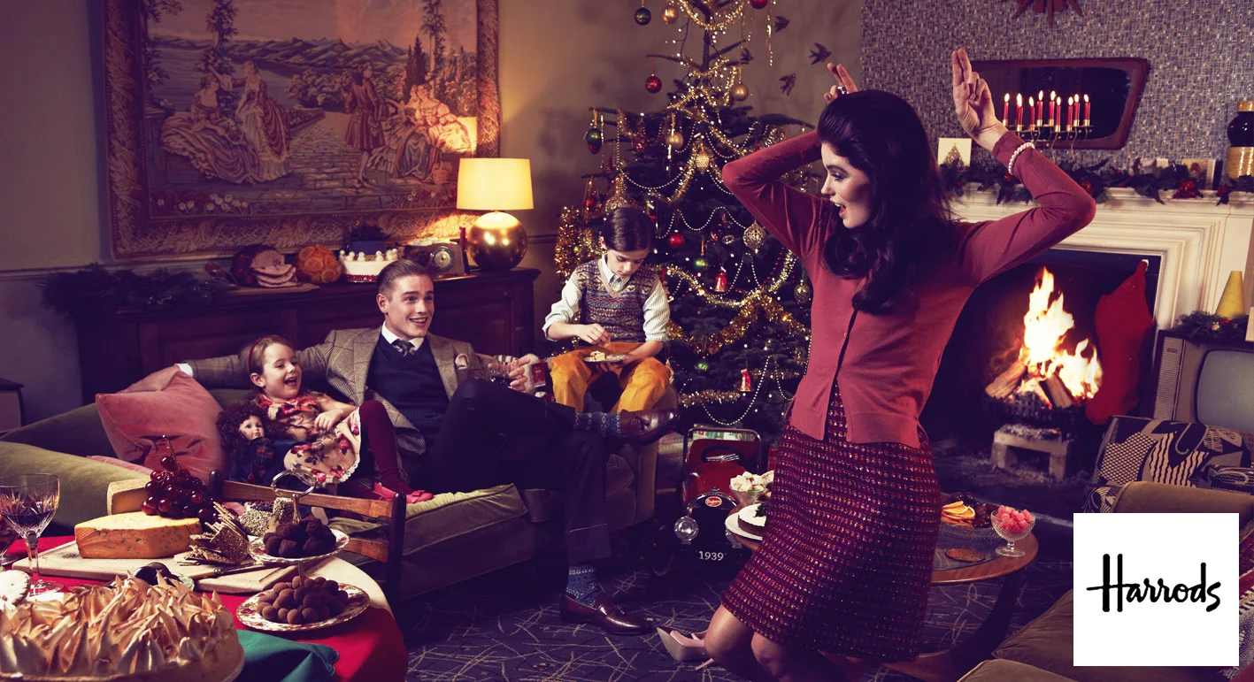 julia_kennedy_harrods_xmas_2012_4.jpg