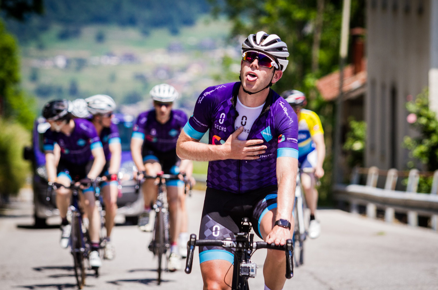 Branding applied to team kit. Photography © Cosaveli.