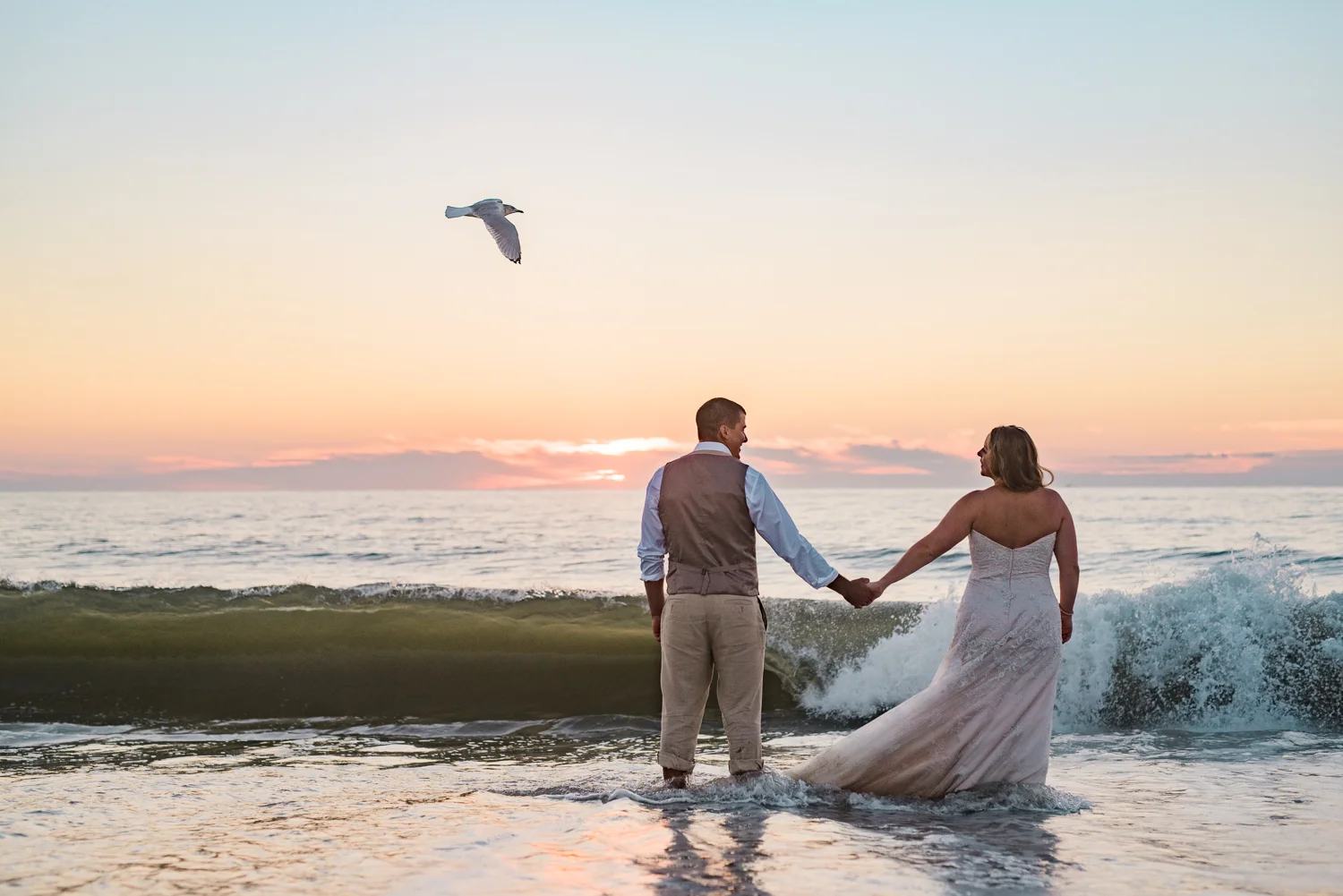 kate-nick-bethany-beach-delaware-wedding-ocean-suites-11.jpg