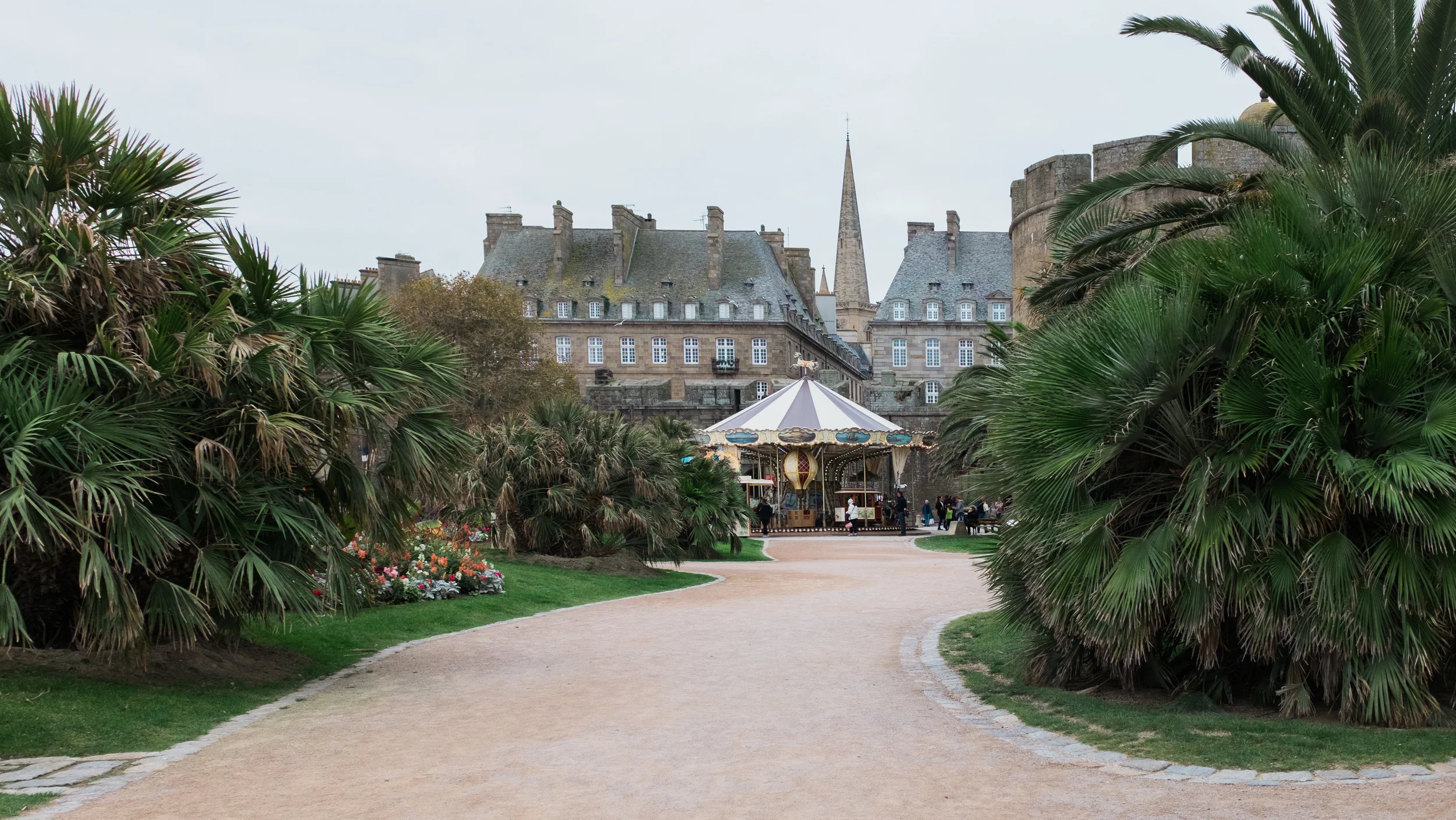 london-britian-cambridge-stmalo-mont-saint-michel-france-normandy-paris-064.jpg
