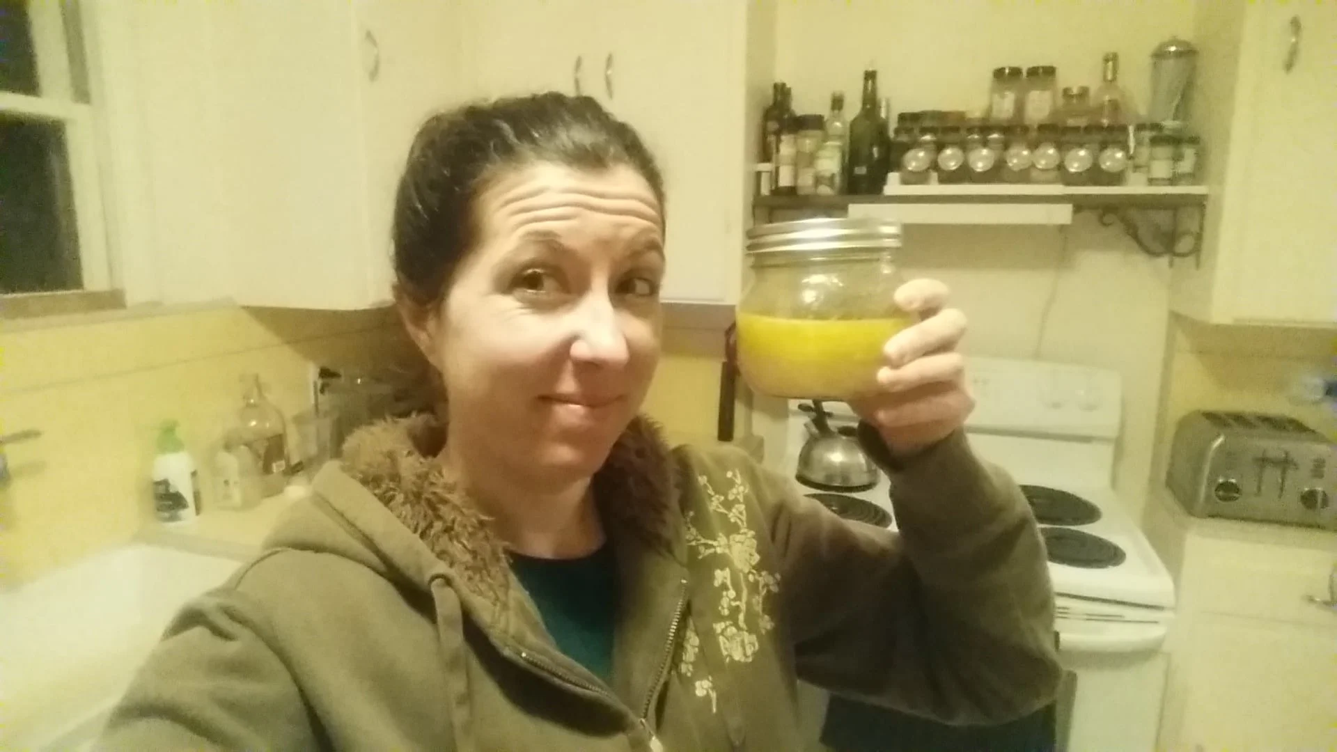 BOTTOMS UP!! THIS IS THE GRAPEFRUIT/OLIVE OIL BLEND, AND IT'S NOT BAD!