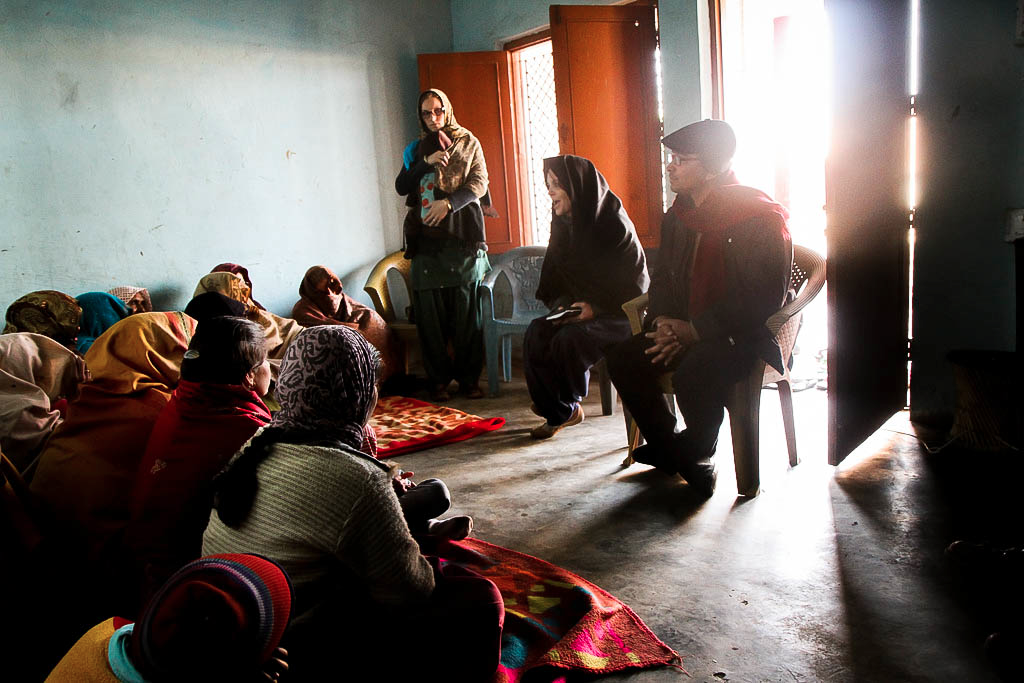 In a small village, Rosemary Sherrod shared the word of God with a group of women. Afterwards, the women asked her team to pray for their health, especially their back and neck pains resulting from hard physical labor. The team prayed and laid hands on them, massaged sore backs and aching necks—demonstrating our love to them in both word and deed.