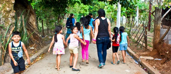 In El Salvador, children in the rural areas will only attend school for an average of 3.7 years. Because of this, a majority of our efforts are focused on children who are out of school. While we do our best to encourage school attendance, we also supplement with tutoring and children’s programs. Short term teams assist our efforts in bringing supplies (both to the schools and for our programs), as well as facilitating children’s camps and teaching sessions.
