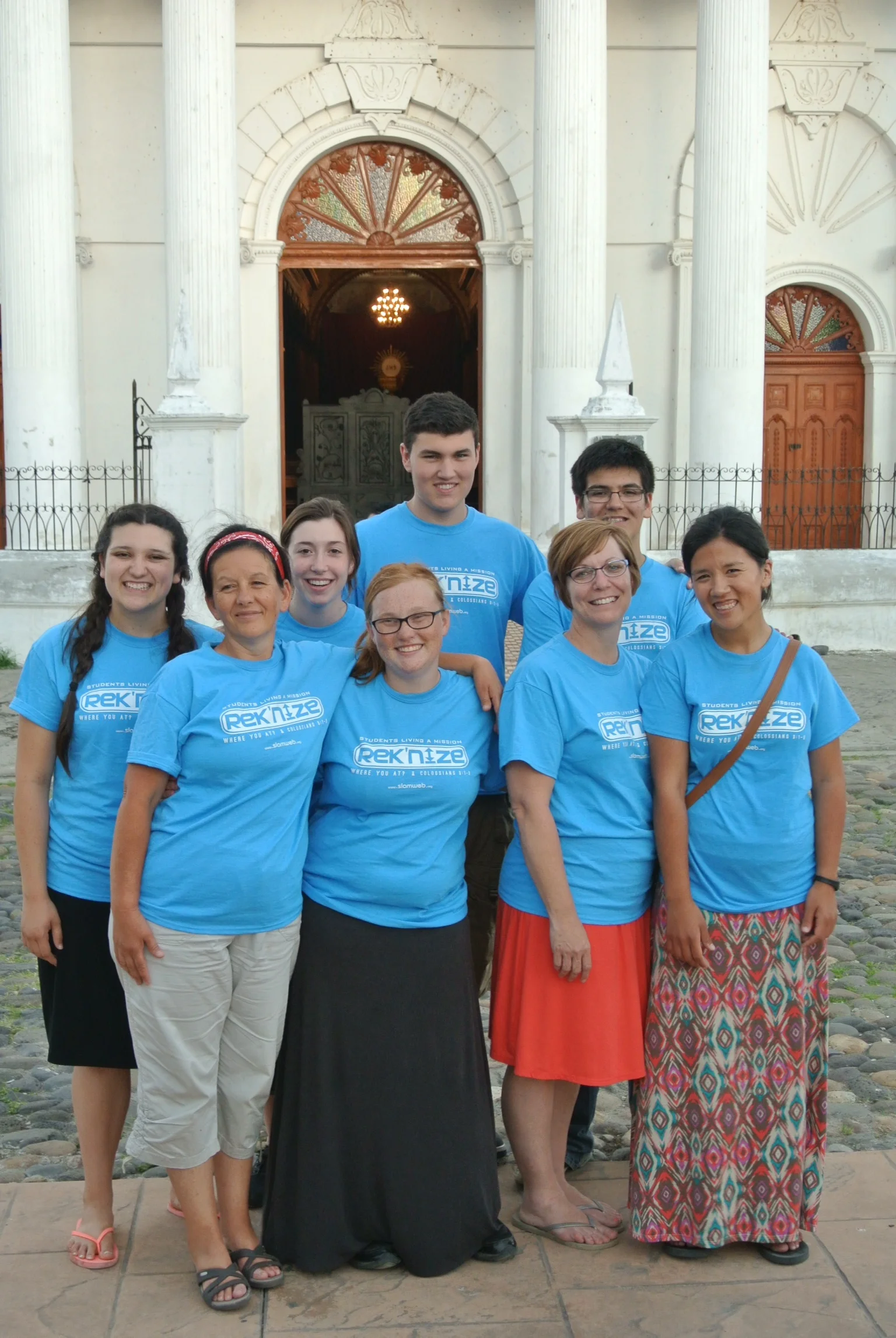 Irma Chon is a youth leader from Hilliard, Ohio, who we have been working with for the last five years. Her youth group have regularly attended our Nashville service weeks, and we have facilitated events in her hometown. This was the second international trip that her church has taken to El Salvador with our organization. Upon their return this year, members of the team were able to see the progress and development made in the area since their last visit.