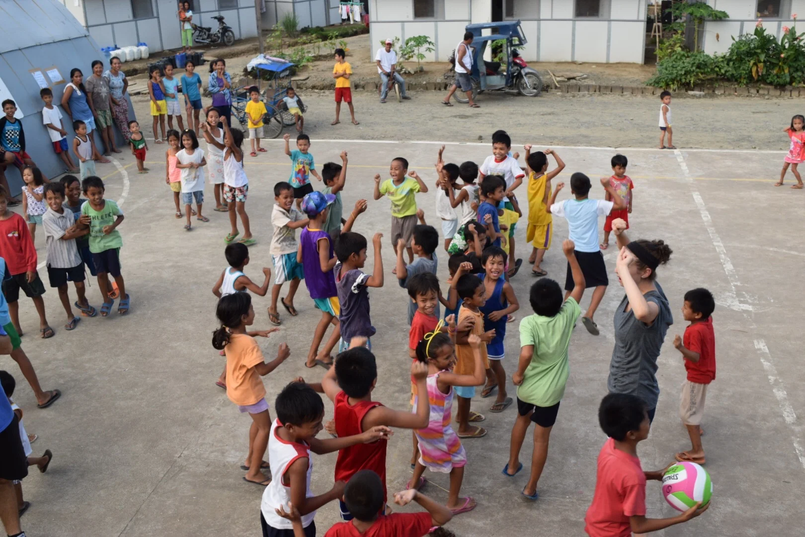 Not an uncommon sight in most neighborhoods in the Philippines where young people are looking for opportunity for activities to fill their day. 
