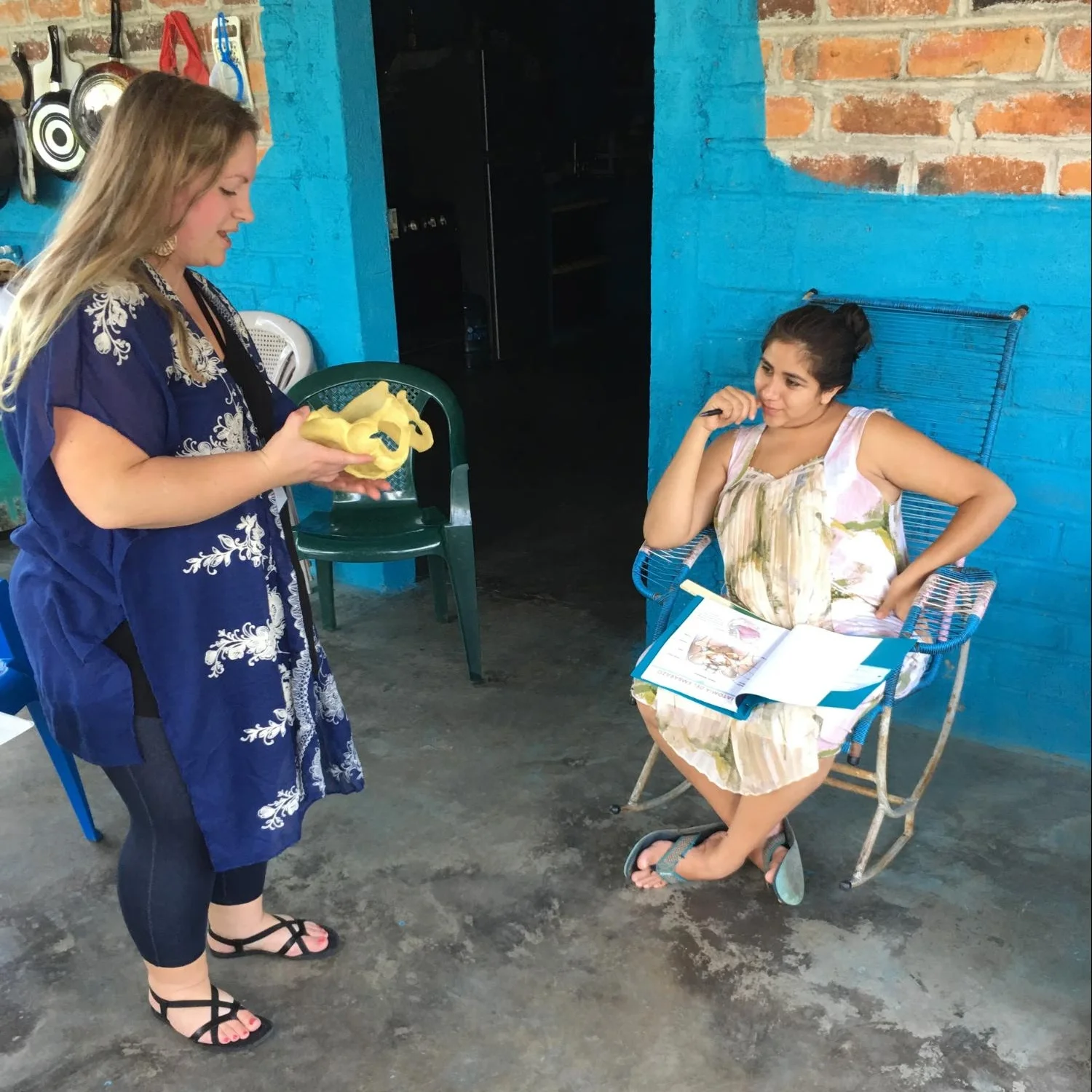 Here, Katie teaches on the female pelvis, and how women can be mindful of certain movements for comfort in pregnancy, but also maternal positions that benefit the position of the baby in preparation of birth.