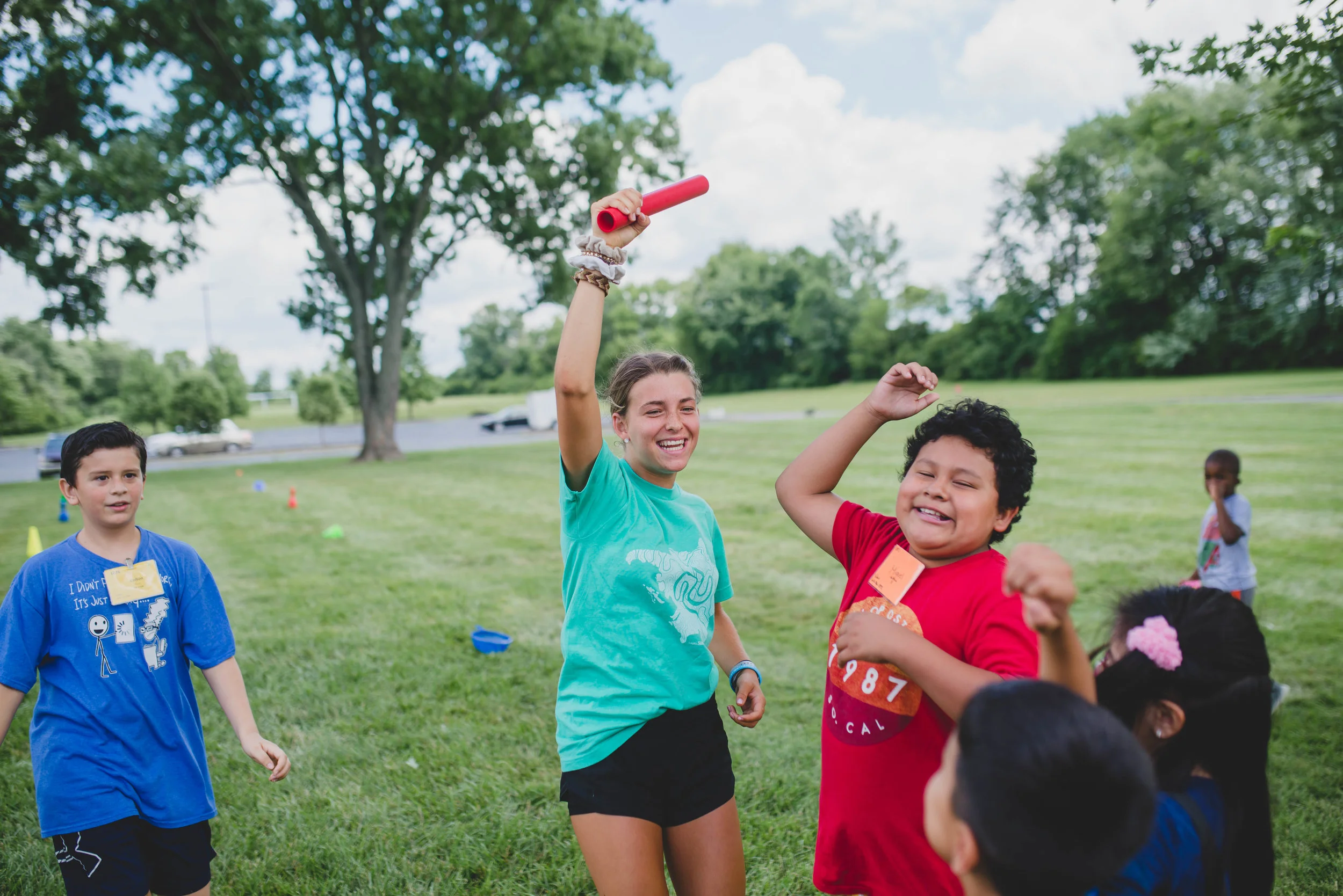 SLAM students organized a relay race for kids participating in the local free summer lunch camp through SON (Serving Our Neighbor) Ministries. The camp hosts impoverished children in the area, many of which are refugees, and provides them with lunch and learning activities. SLAM students had a blast investing in these kids throughout the week; many of them plan to return and spend more time with them this summer.