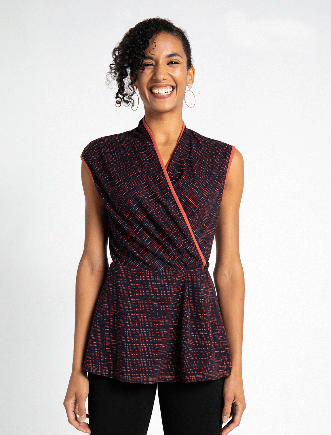 reversible_wrap_top__neo_plaid__edited.gif