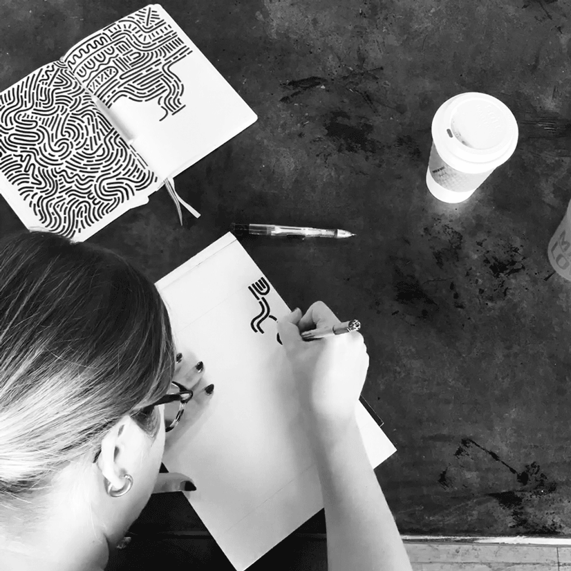 Drawing-Pattern-Bnw.gif