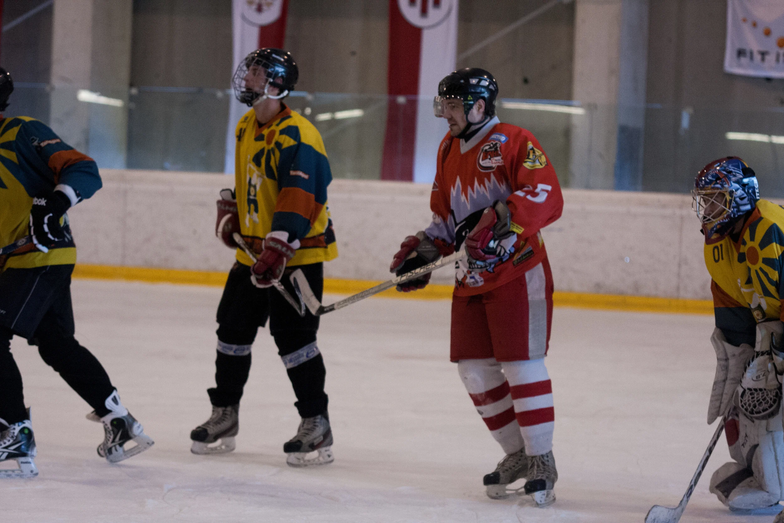 077_20130302_Eishockey Sharks.JPG