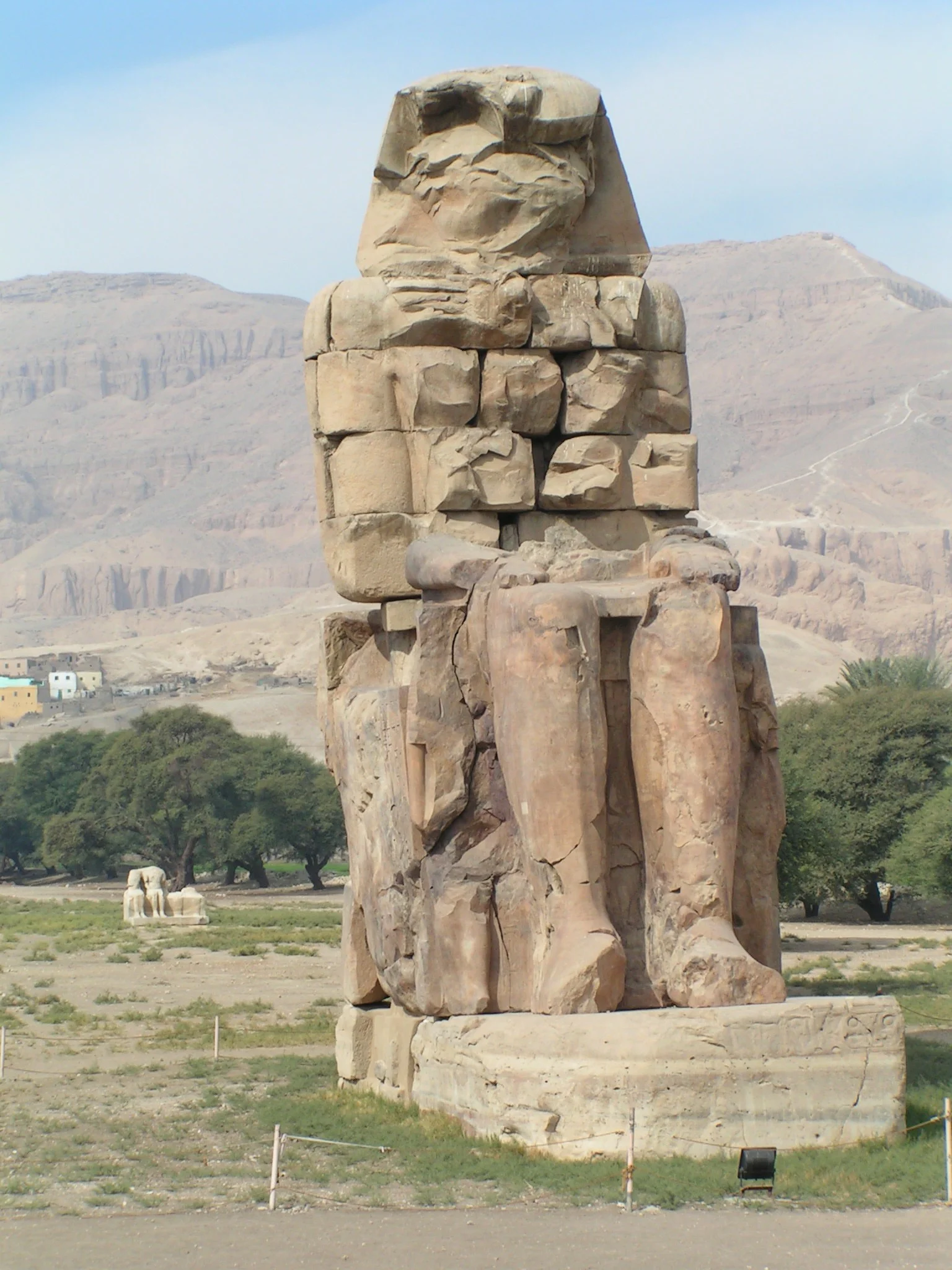 460_aegypten memnon 01 01 04.JPG