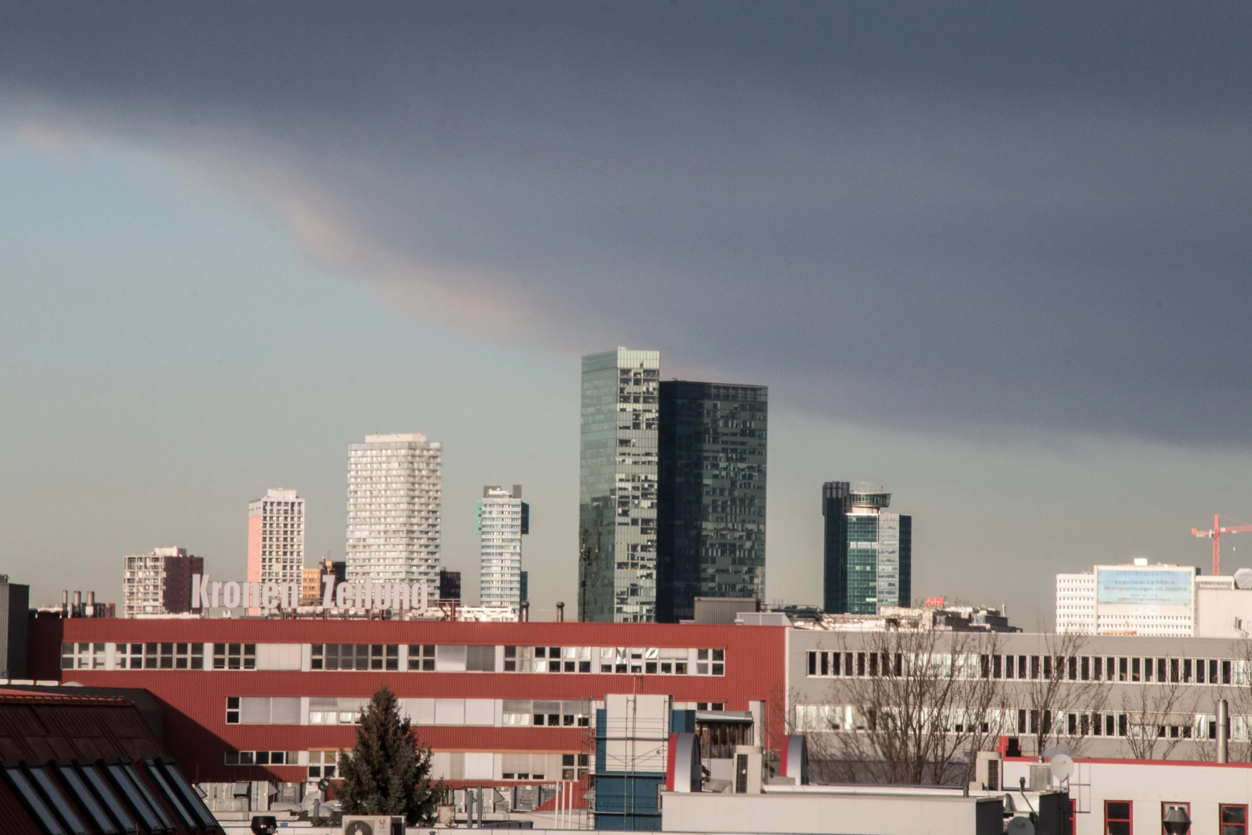 1100 Wien - Twin Tower EOS 70D F/20 - 1/200 Sek - ISO 800 - 155mm