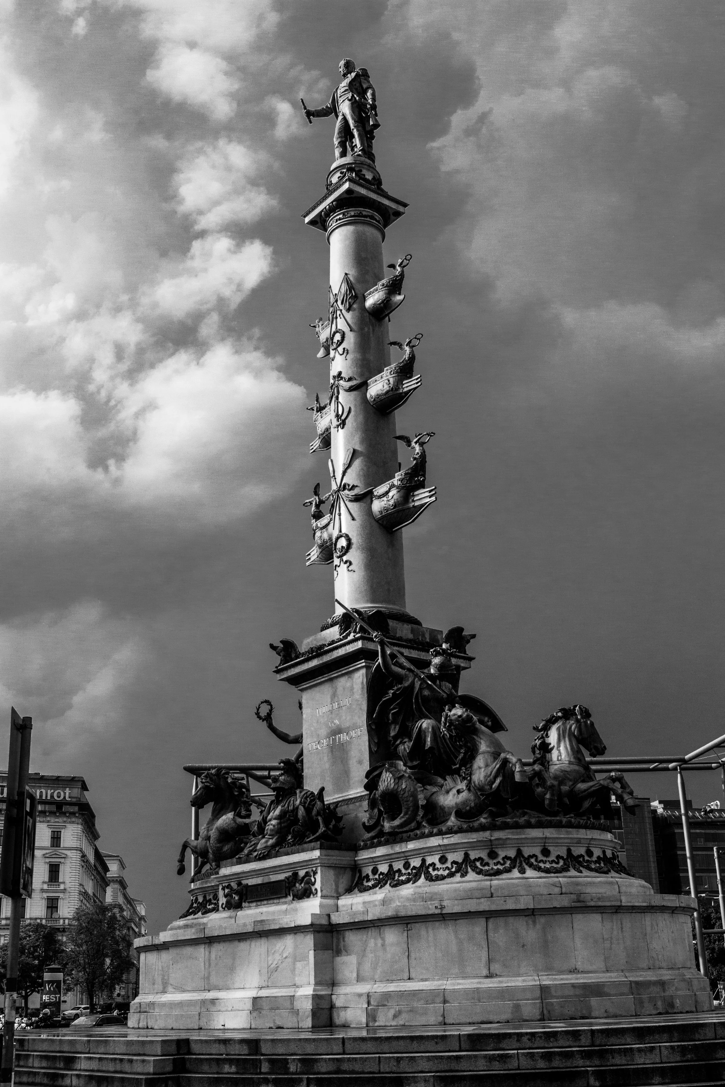 1020 Wien - Praterstern - Tegetthoff-Denkmal