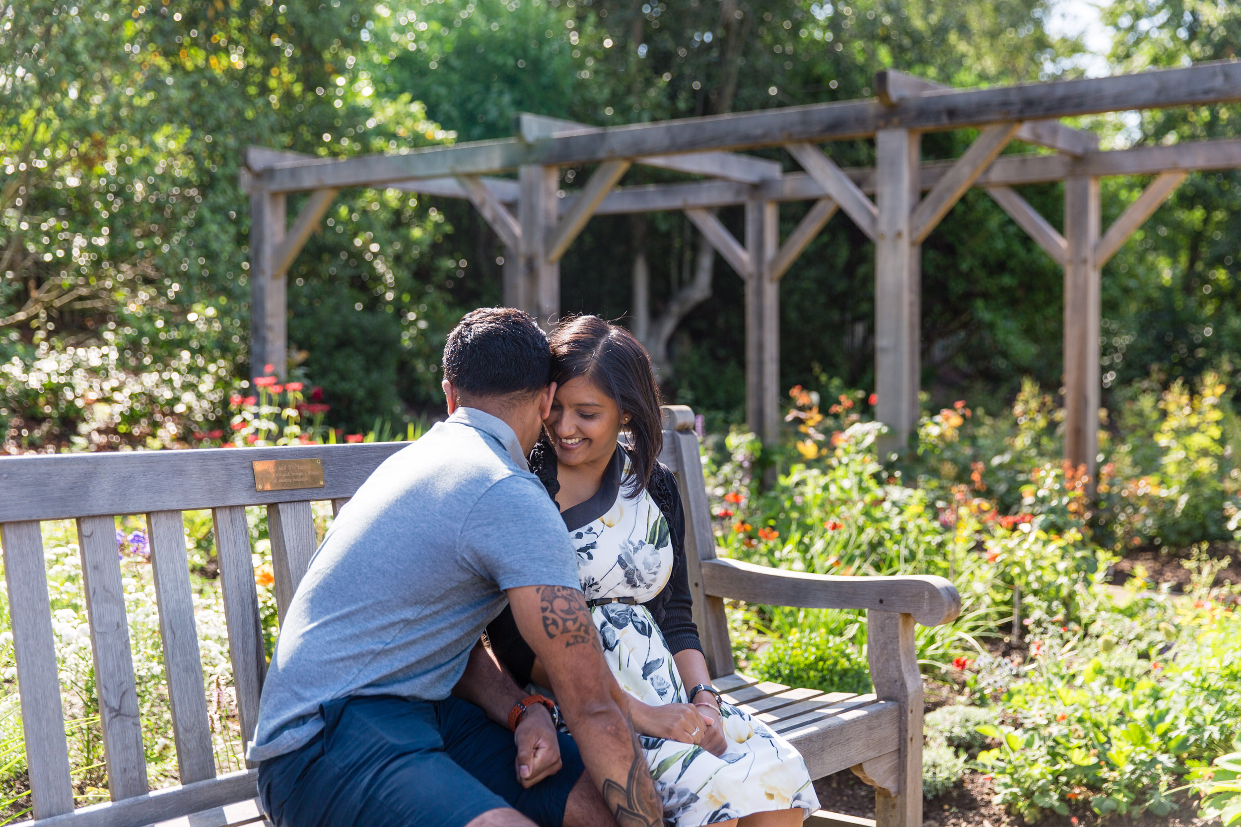 Maternity photographer Surrey