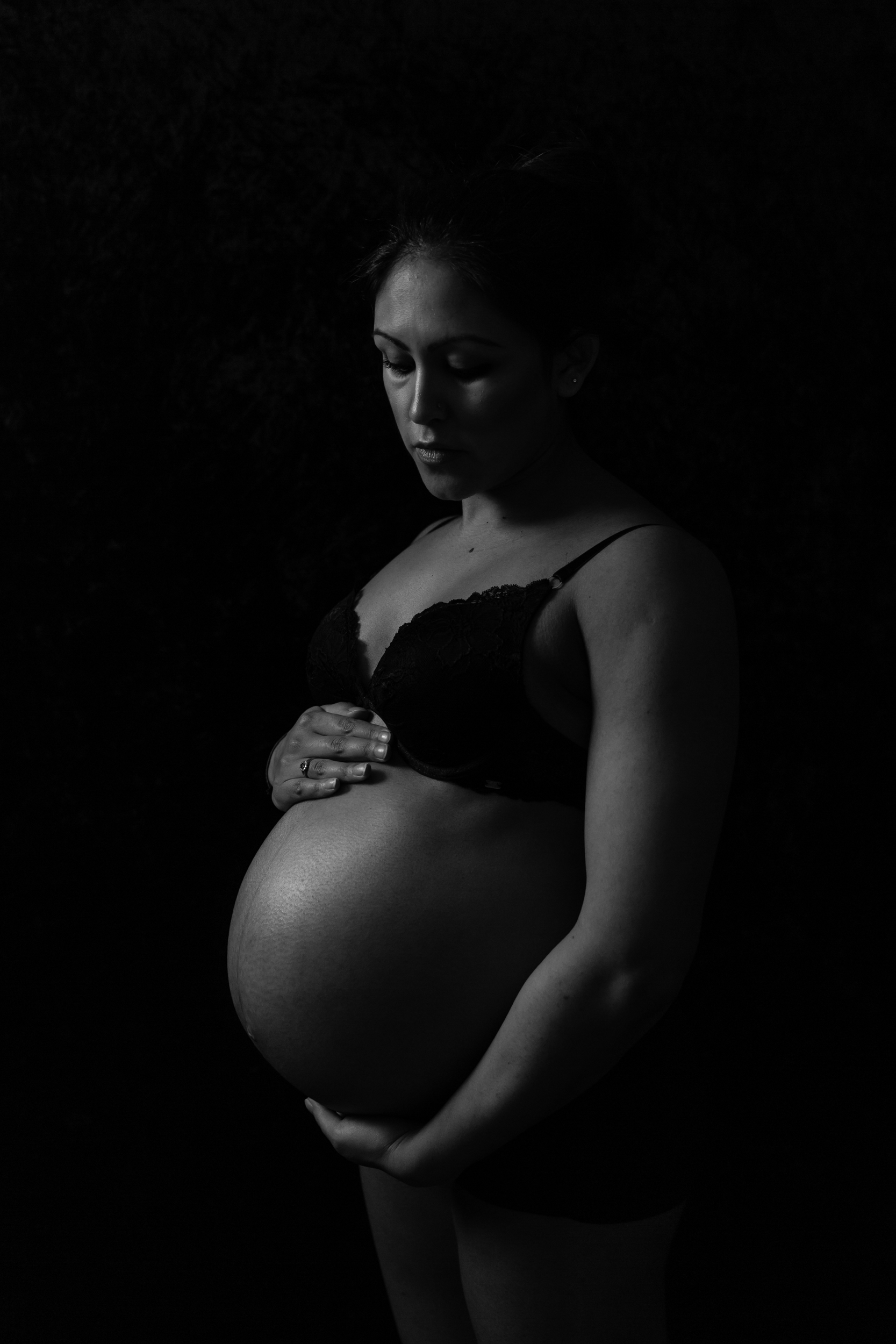 Maternity photoshoot Guildford