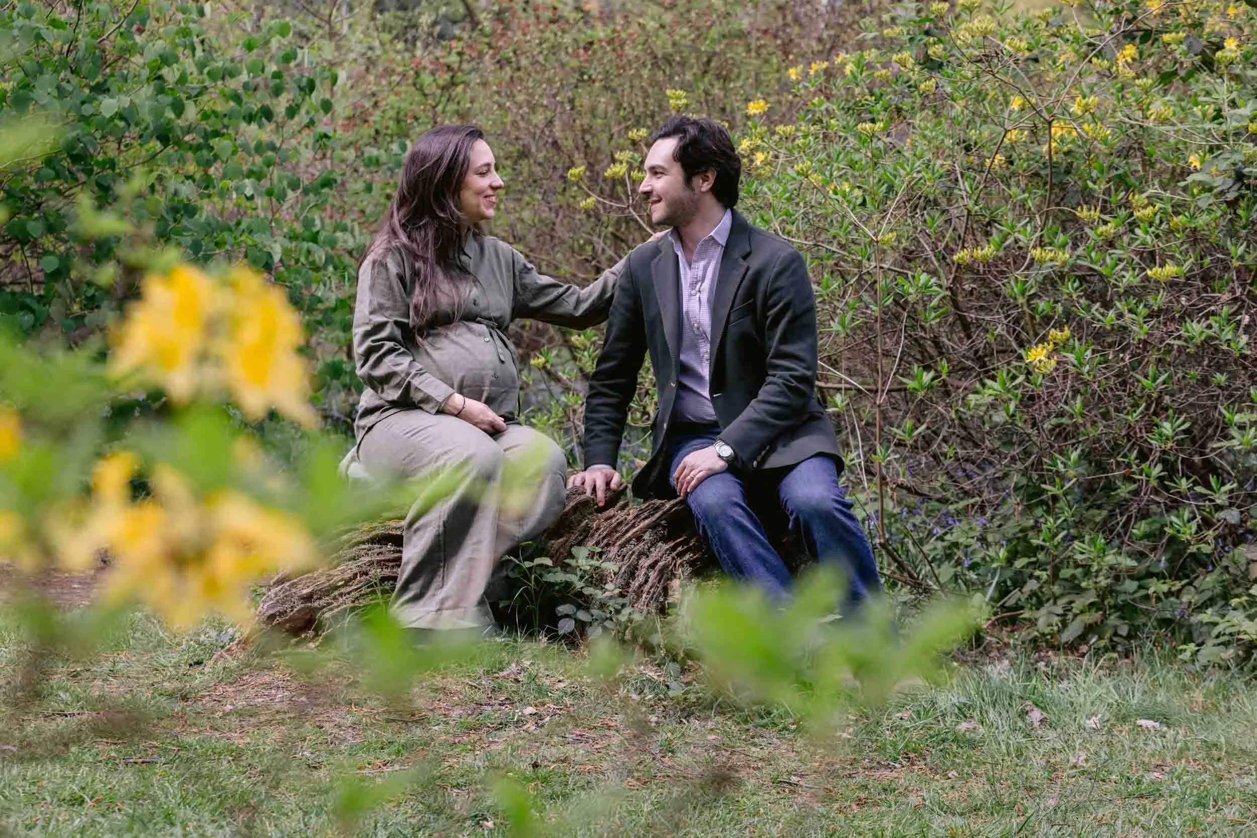 Spring family photography session with colourful flowers in London