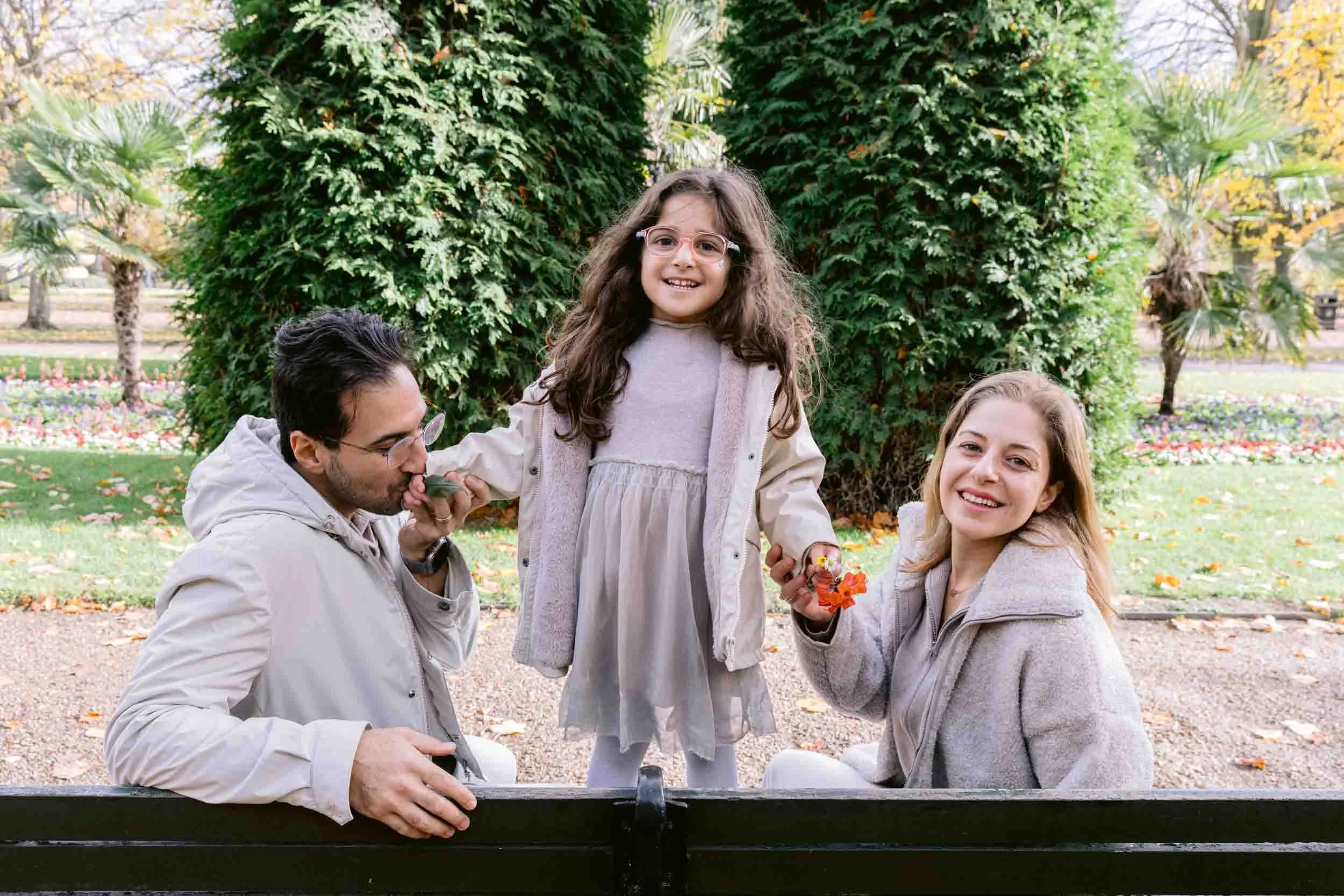 Documentary-style family photography in Regent’s Park