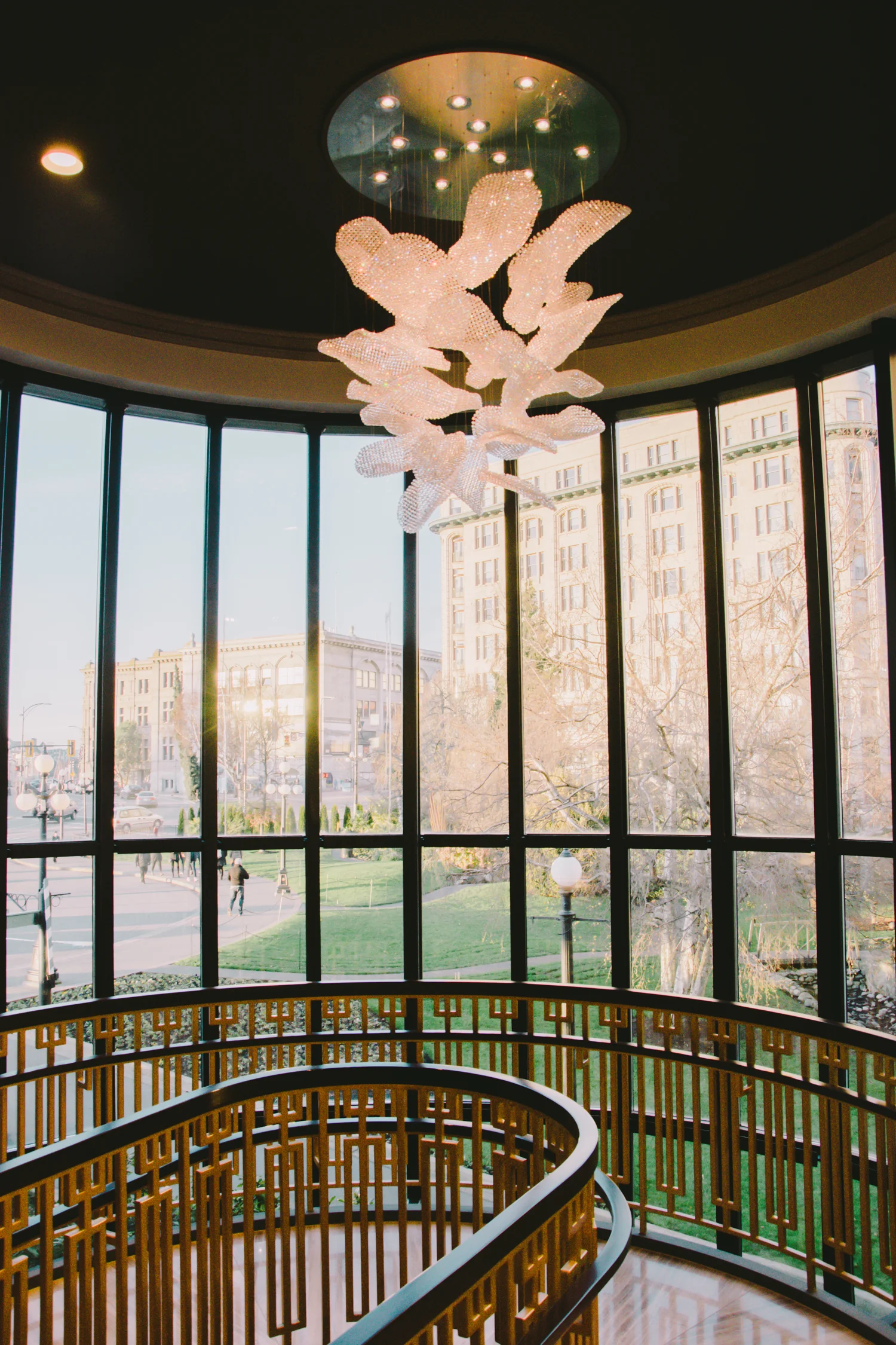 A replica of Twill Flowers over the lobby staircase