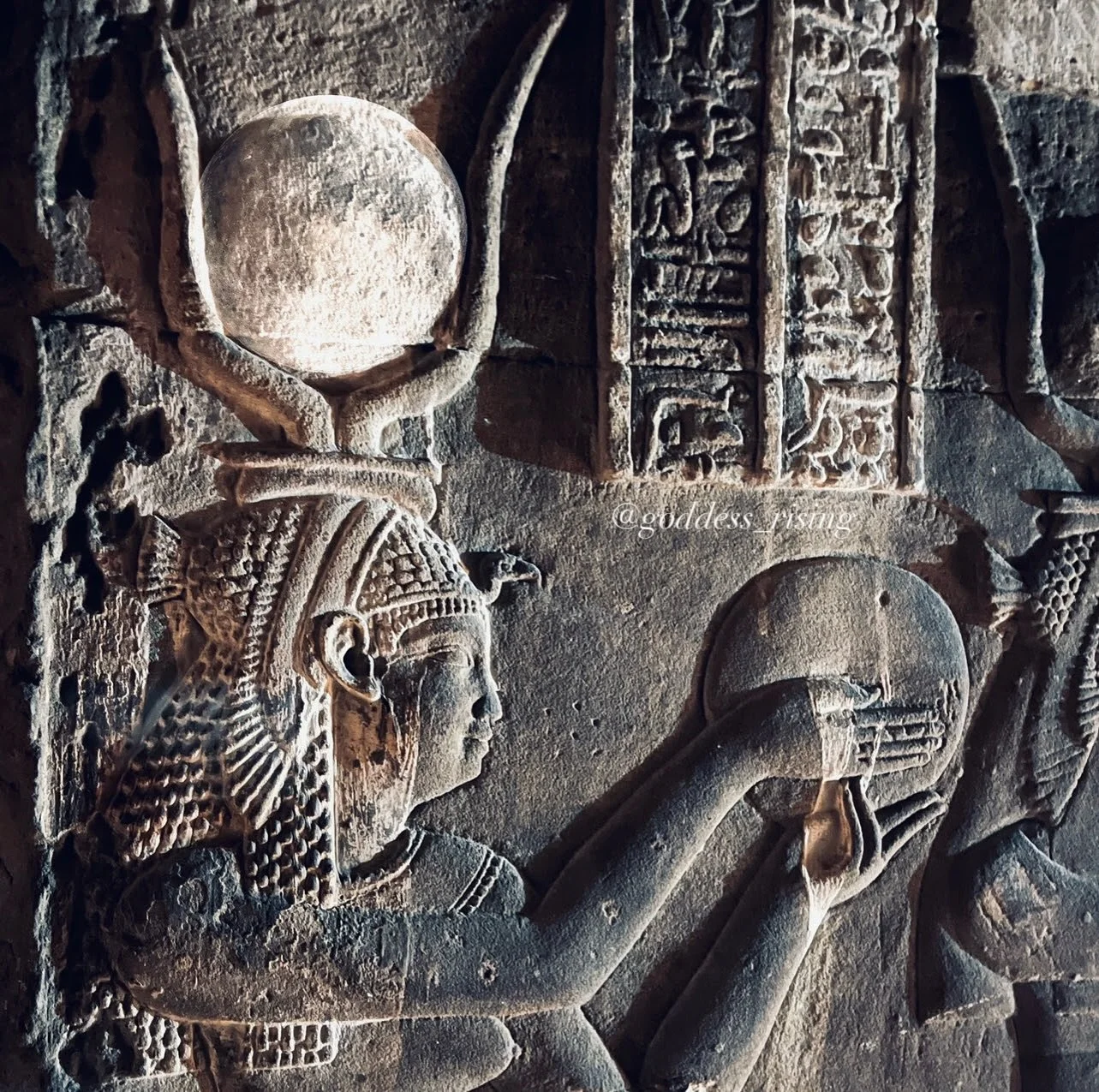 🌕The Full Moon in Cancer is exact on January 3rd at 2:03 am&nbsp;PST, and the portal lasts for 3 days.

Cancer is the Mother, who is our first teacher and she who is the Miracle of Life itself. In the sign of Cancer, this full moon mirrors the impor