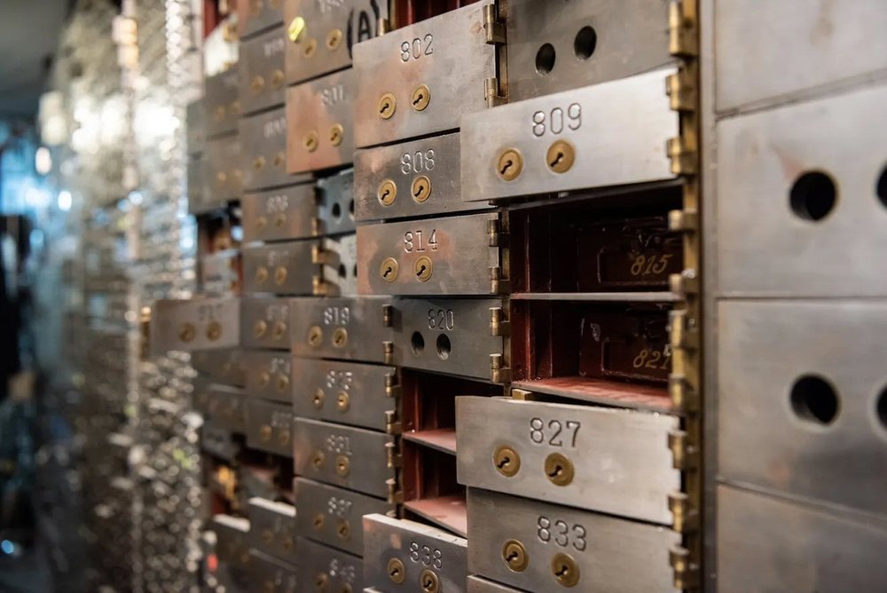 lock boxes in the vault 3.jpg