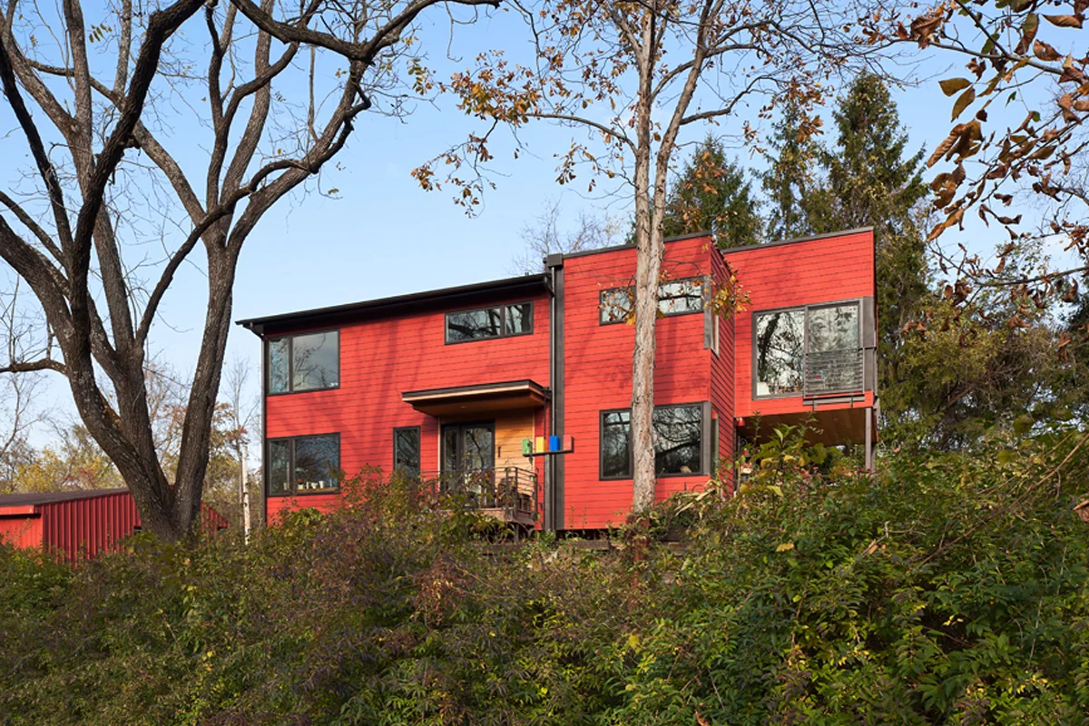 so2010045_exterior_06.jpg