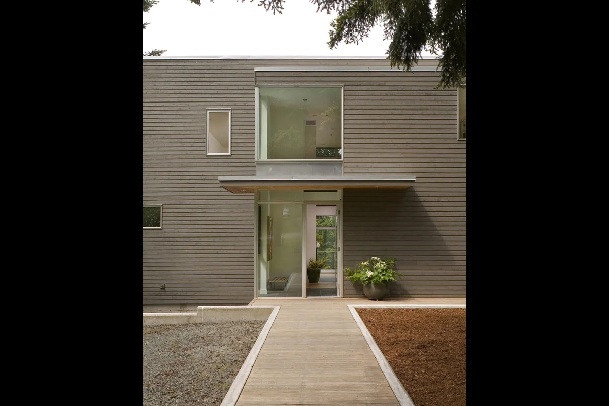 GEIST_Exterior_Entry_REV.jpg