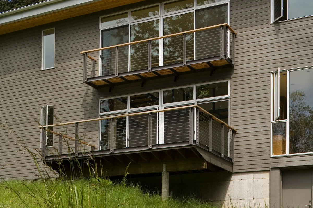 GEIST_Exterior_Deck.jpg