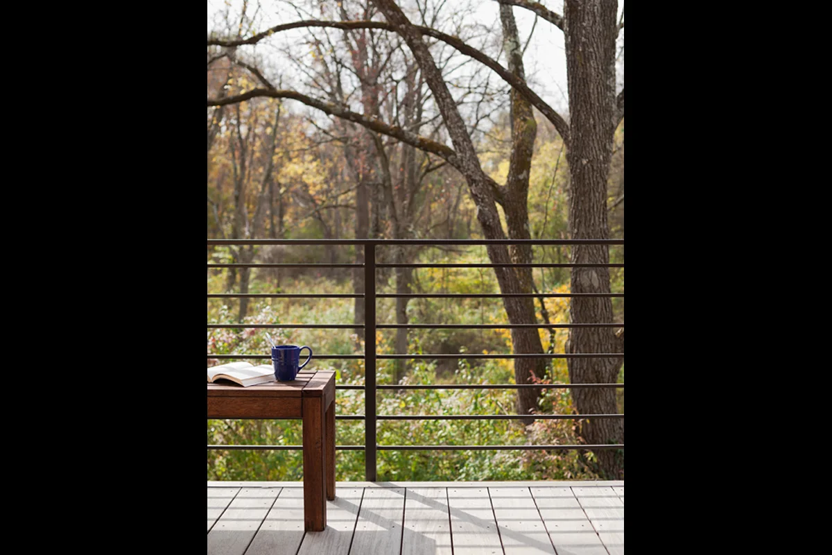 so2010045_railing_01_REV.jpg