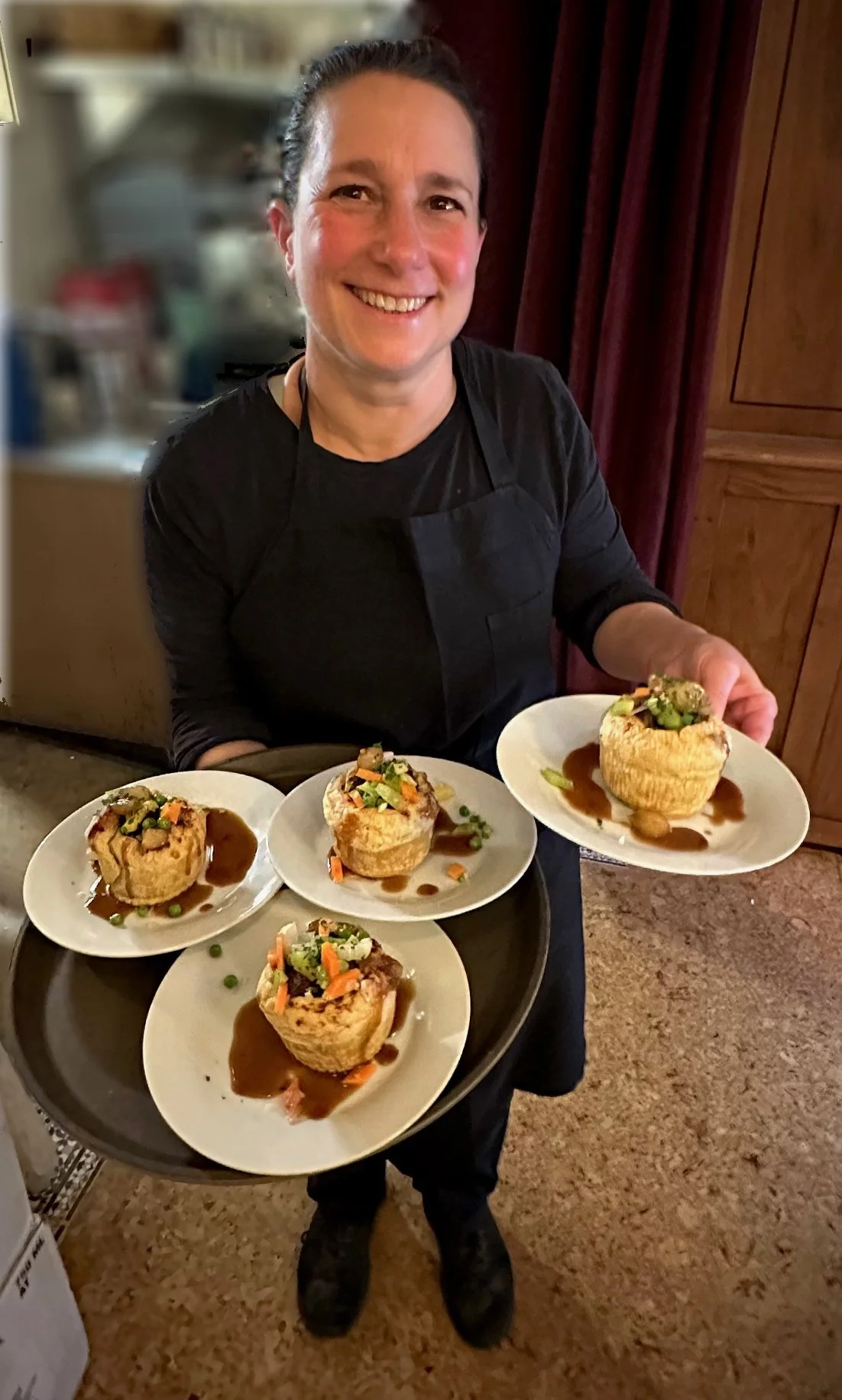 Our meekk serving a scrumptious 'Boeuf steak' and mushroom wellington