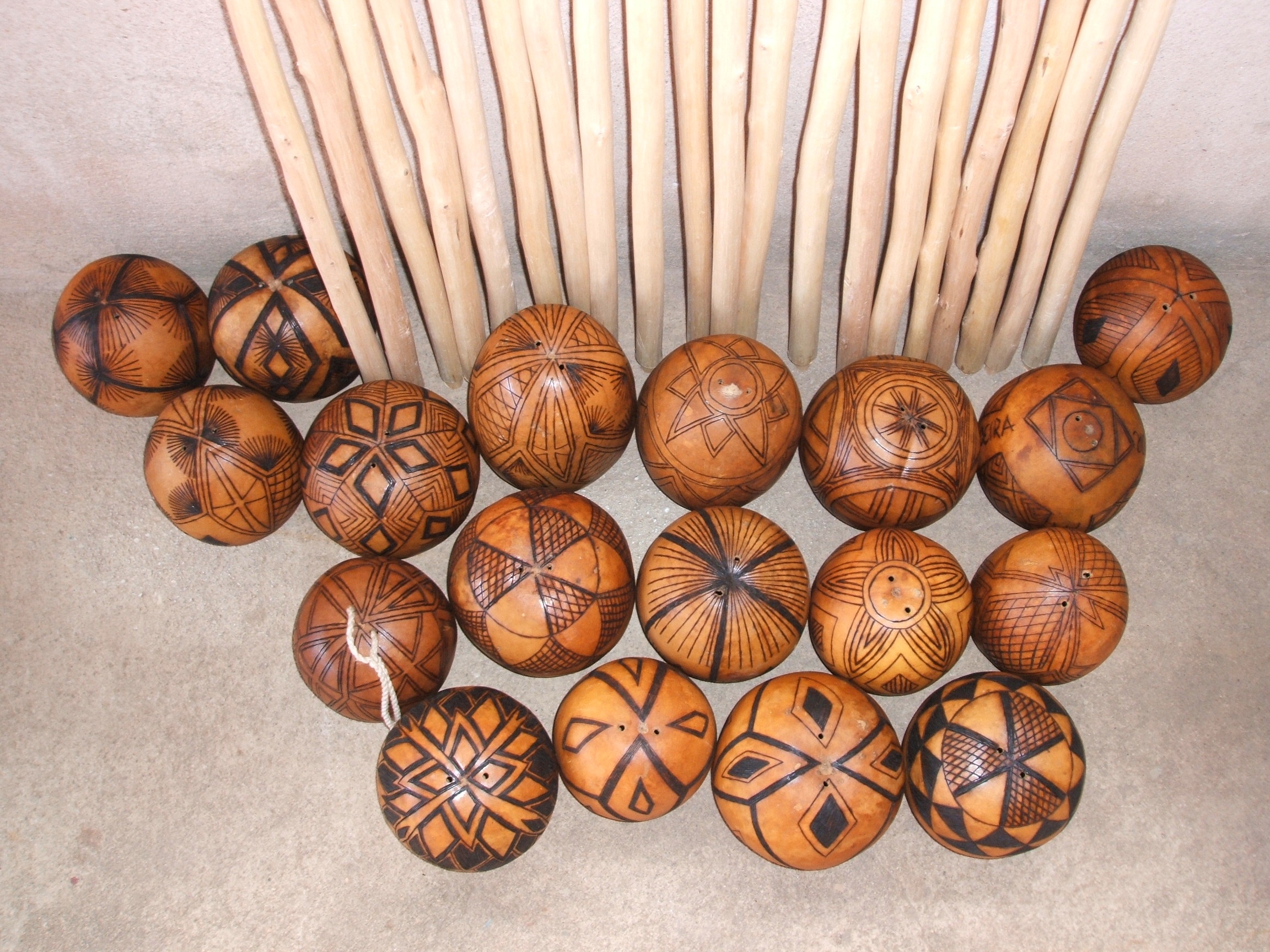 Hand Burned Cabaças