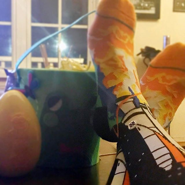 Happy Easter! Relaxing with my @stancesocks #stancesocks #stance #socks #easter #fashion #mensfashion #menssocks #weownthenight #moonman #spaceship #shuttle #spaceshuttle