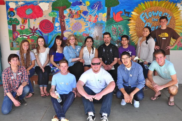 Dual_Immersion_Seniors_w_Mr_Pope_2013.jpg
