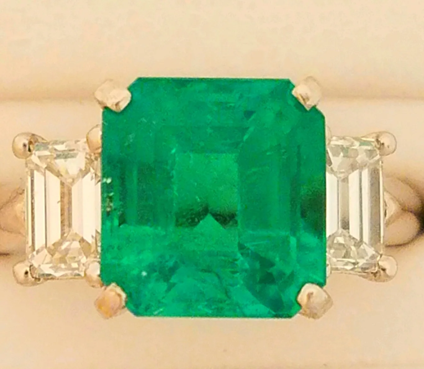 An emerald pendant makes a lovely gift for someone with a May birthday!