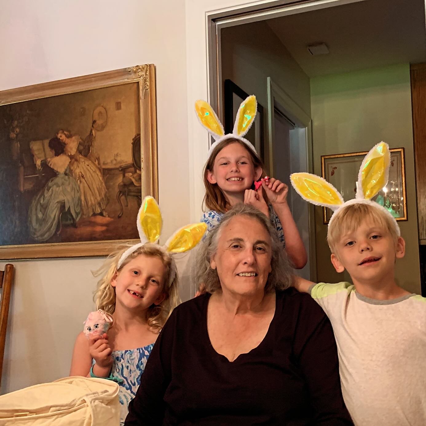 Happy Easter from @mimilmk #lindatejadakincaid