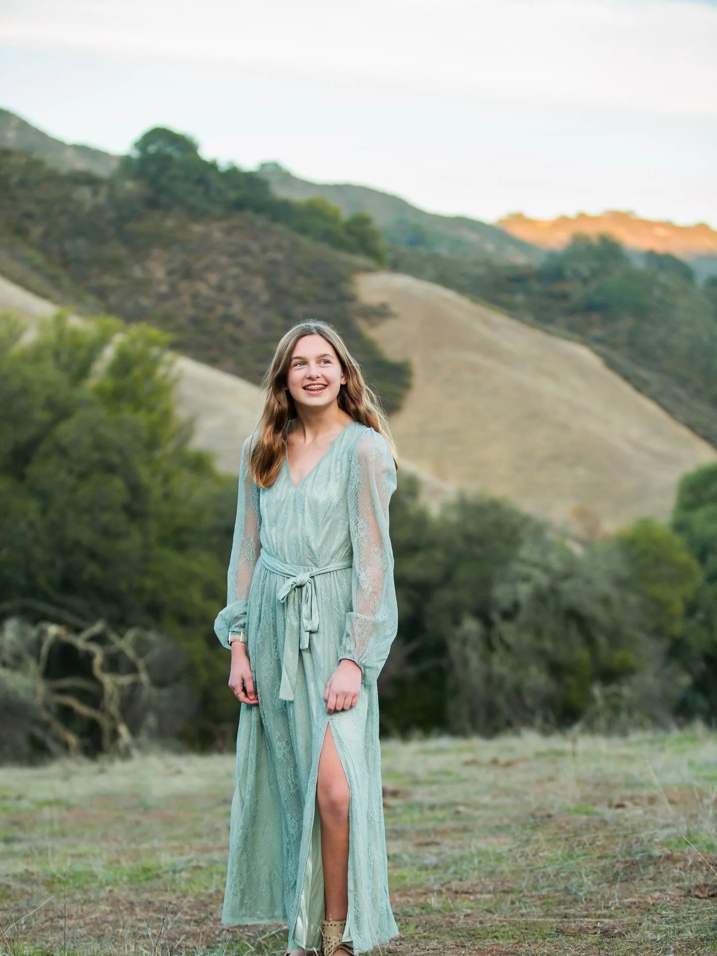 No cow pies! We&rsquo;ve reached Paley&rsquo;s 15th holiday portrait. It&rsquo;s hard to believe we&rsquo;re just three more years away from her 18th with this shot, and now we&rsquo;re celebrating her senior year. This photoshoot was at Las Trampas 