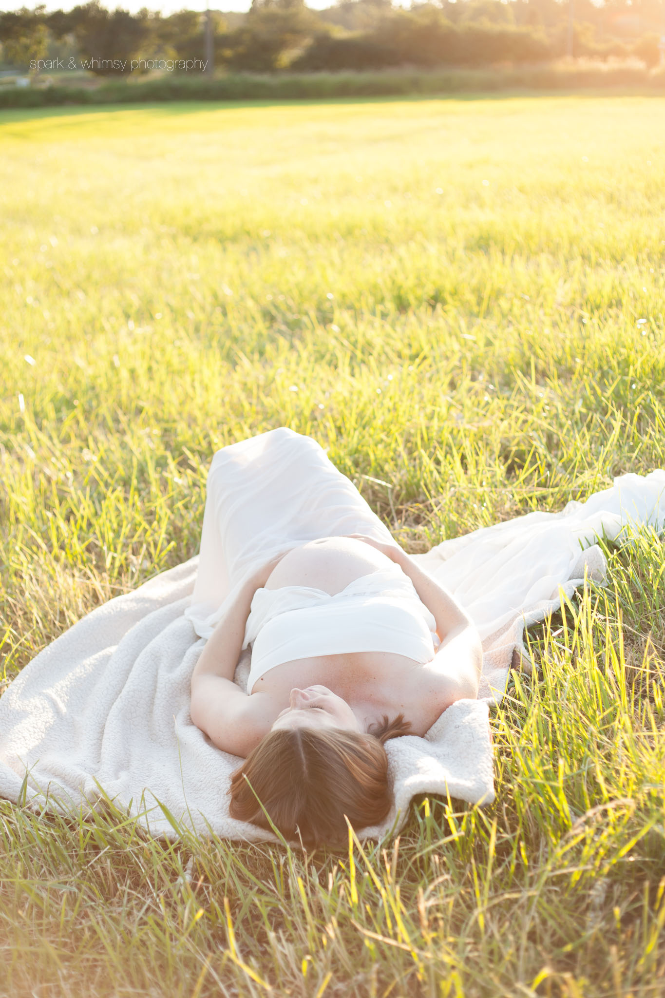 Outdoor Pregnancy Portrait | Victoria BC Maternity Photographer