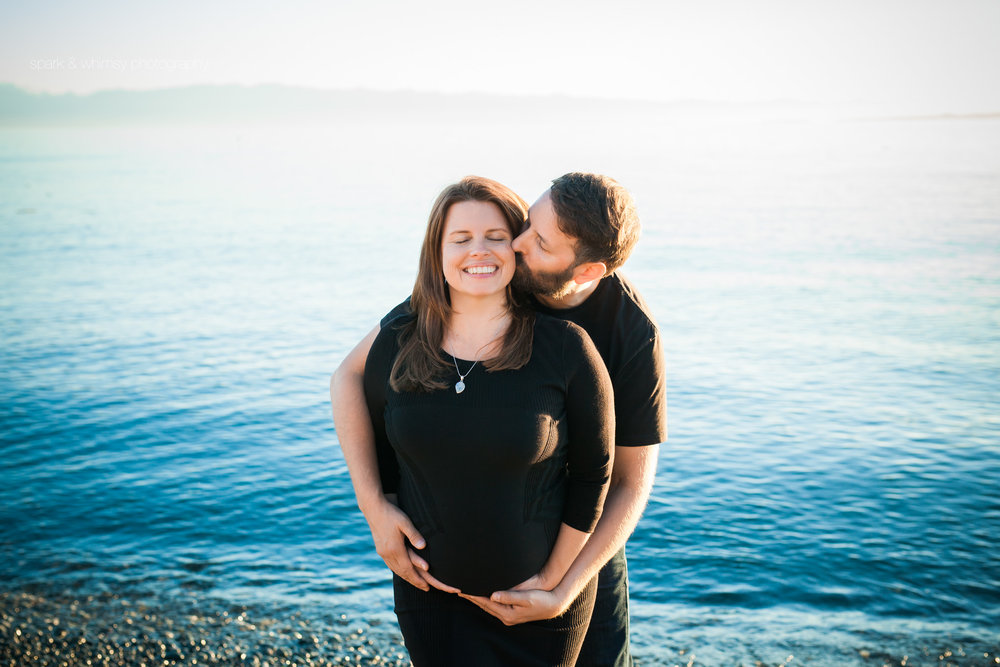 Oceanside Maternity portrait | Victoria BC Maternity Photographer