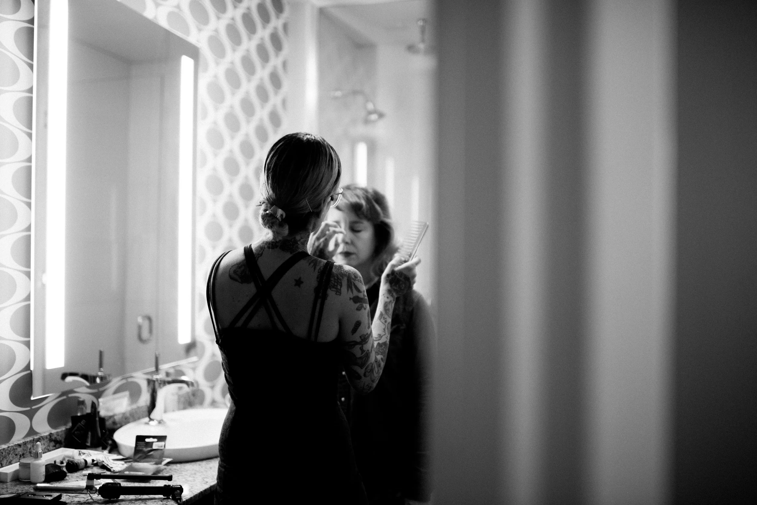 Twin Cities Mill City Museum Summer Wedding by NYLONSADDLE Photography