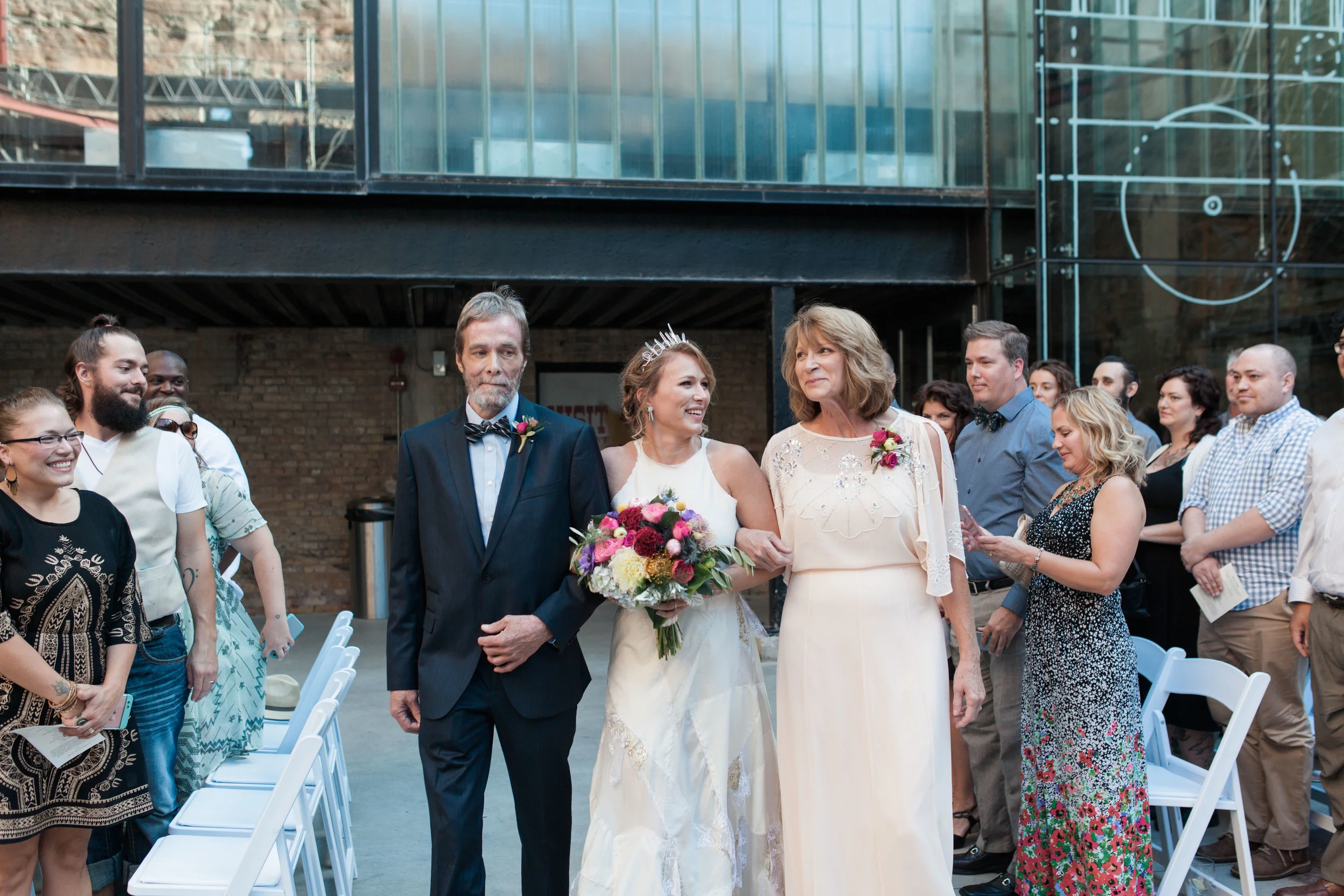 Twin Cities Mill City Museum Summer Wedding by NYLONSADDLE Photography