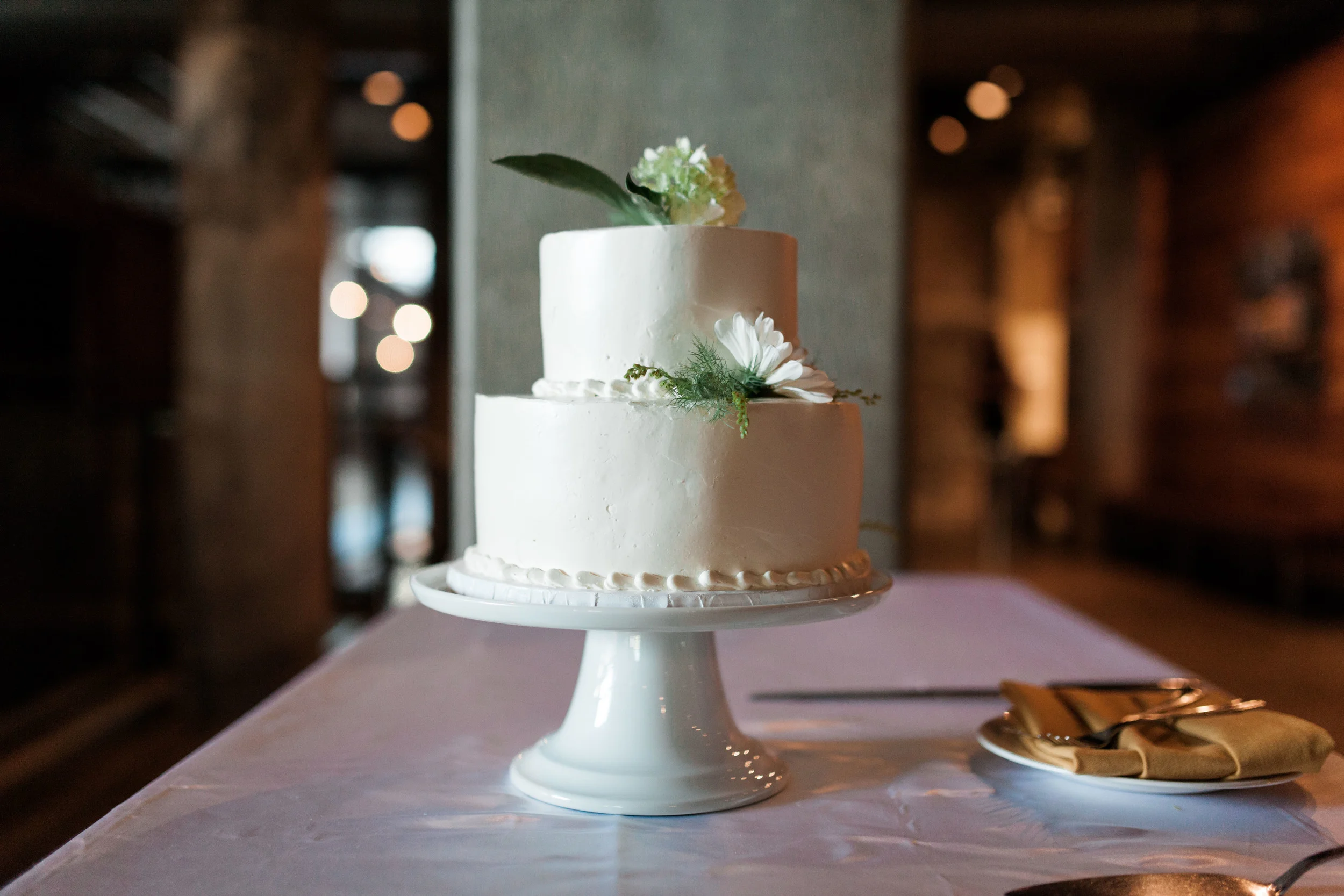 Twin Cities Mill City Museum Summer Wedding by NYLONSADDLE Photography
