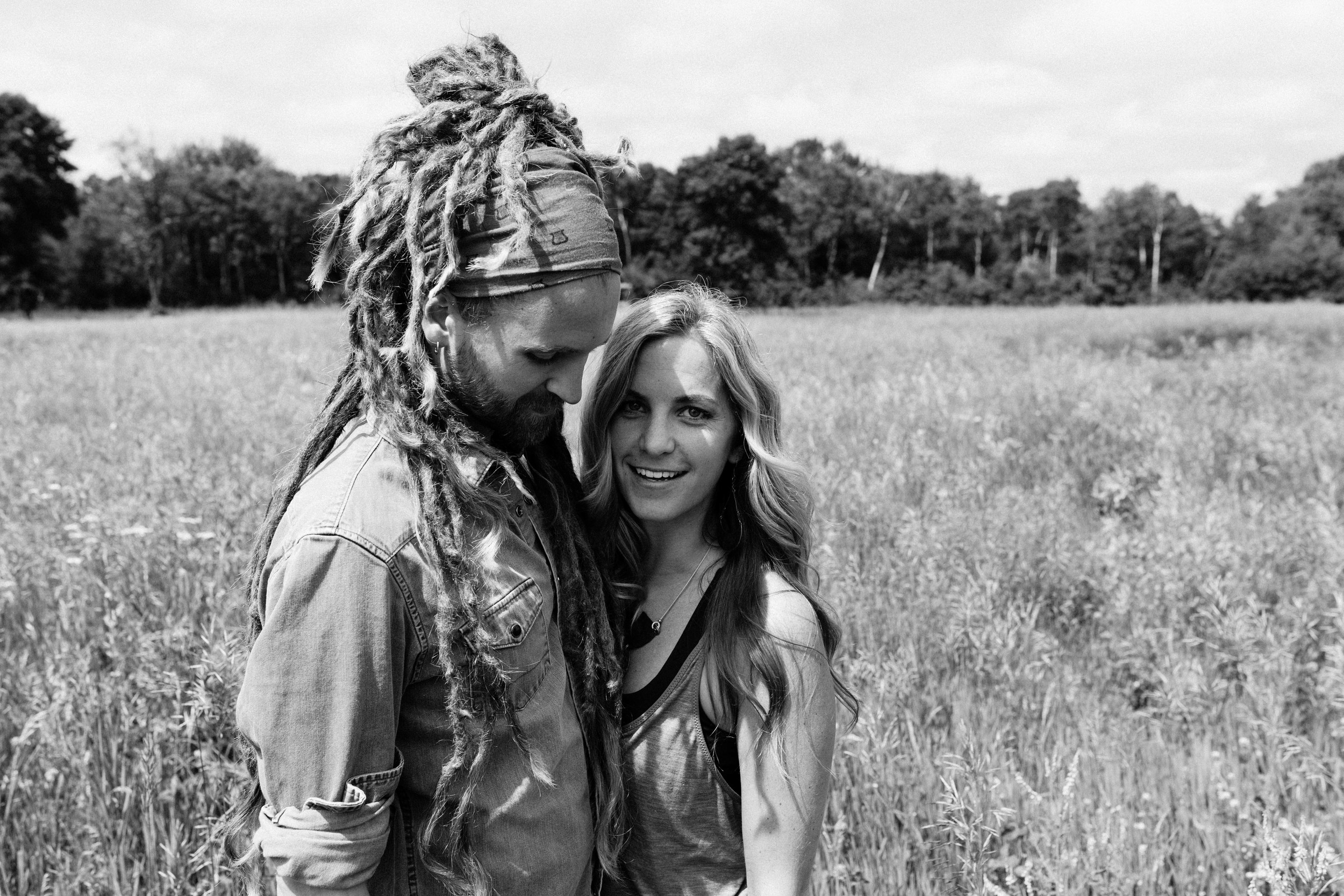 Darling Midwest summer engagement session with all the bohemian feels by NYLONSADDLE Photography