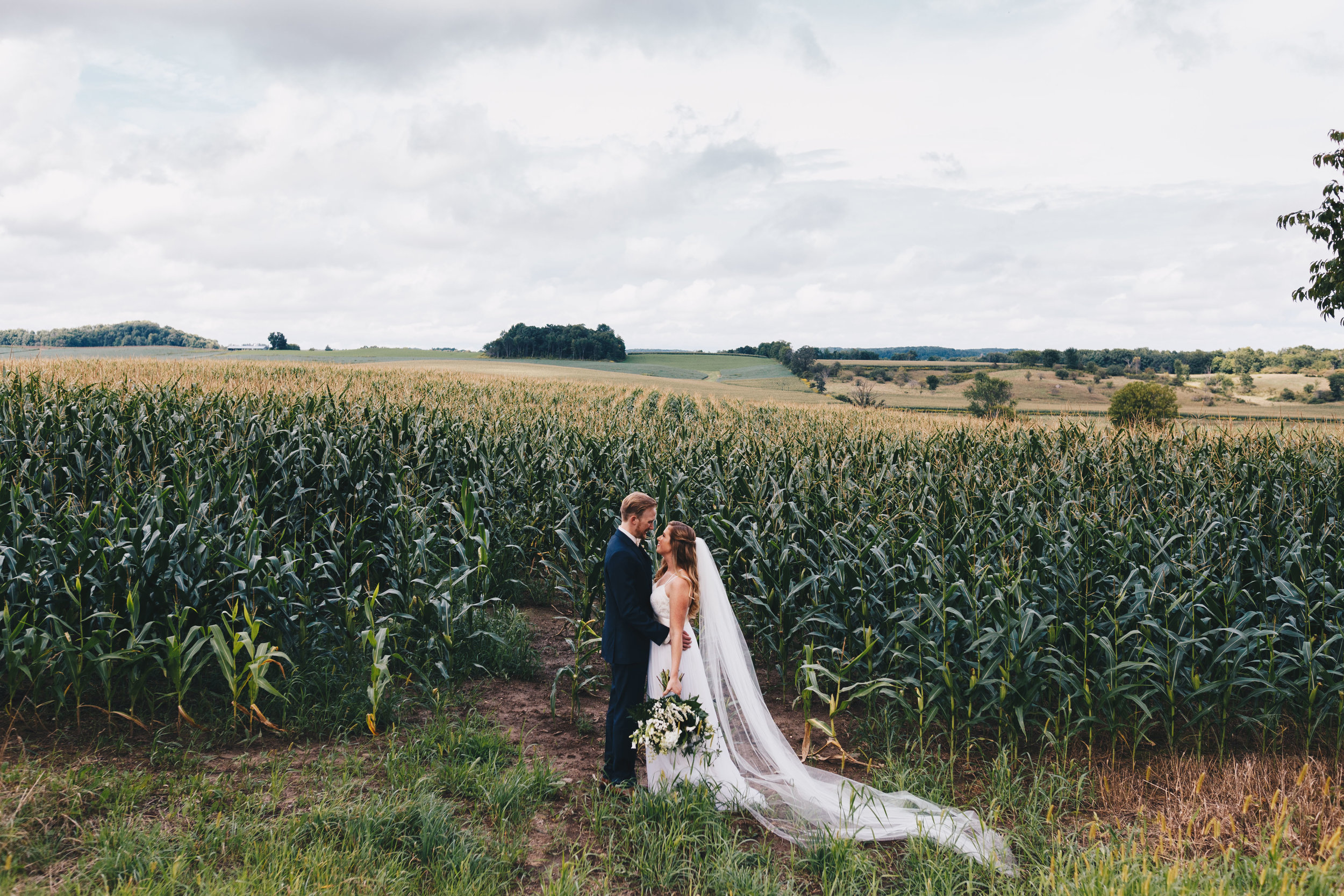 keely-and-nick-blissful-enchanted-barn-wedding-blog-43.jpg